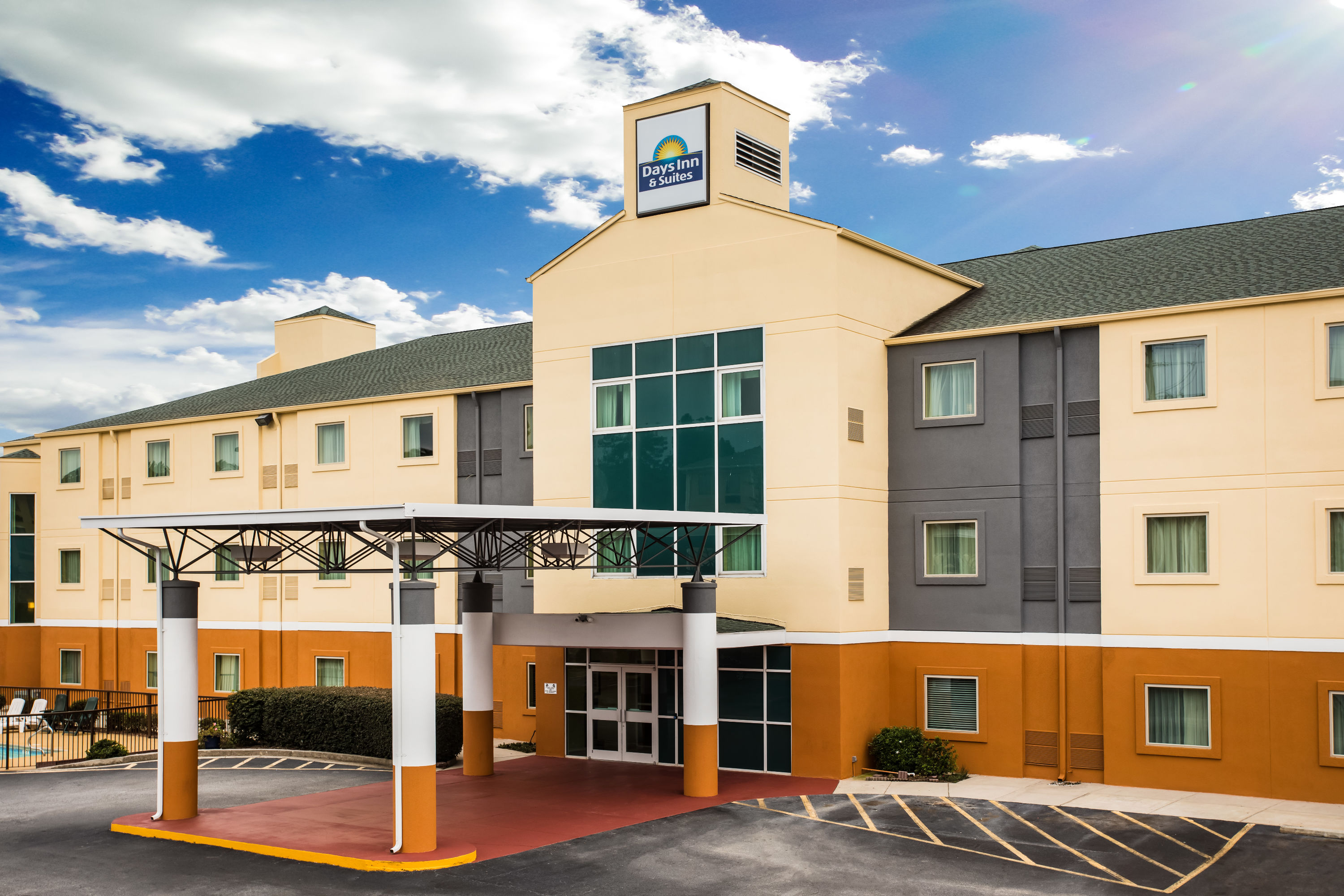 Days Inn Amp Suites By Wyndham Augusta Near Fort Gordon
