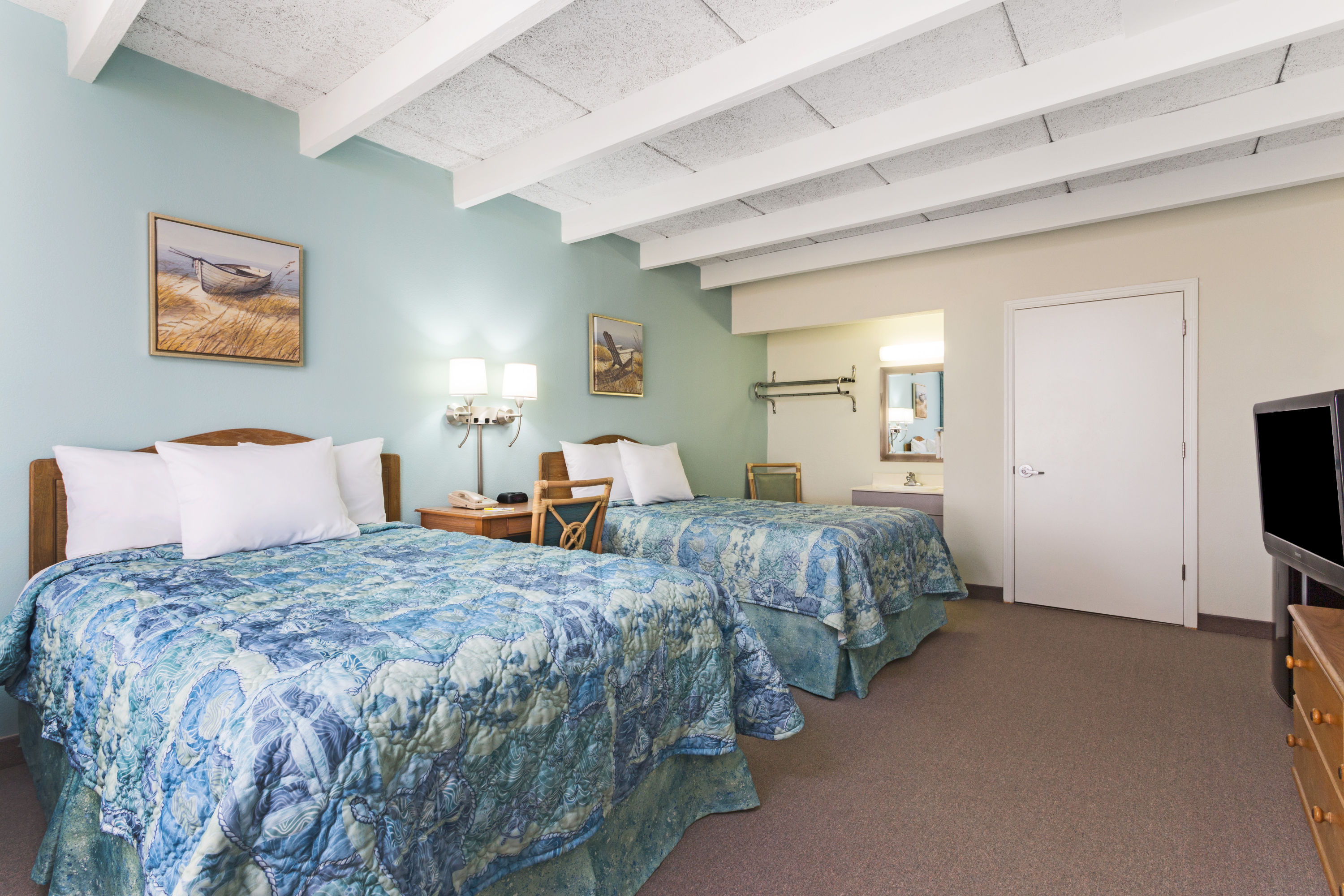 Days Inn Amp Suites By Wyndham Jekyll Island Jekyll Island
