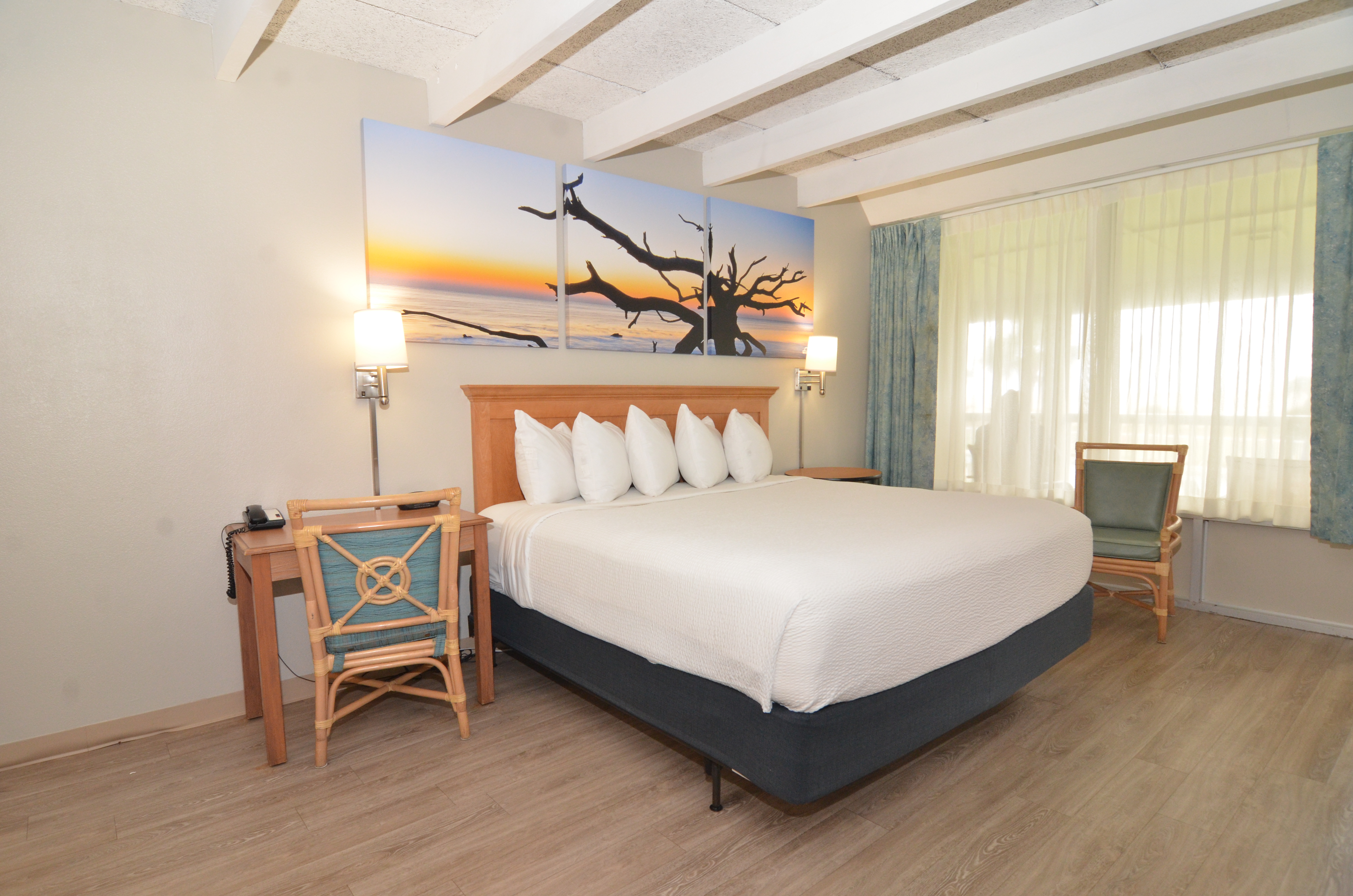 Guest room at the Days Inn & Suites by Wyndham Jekyll Island in Jekyll Island, Georgia