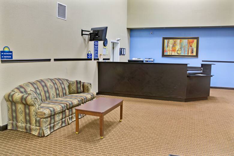 Days Inn Lawrenceville hotel lobby in Lawrenceville, Georgia