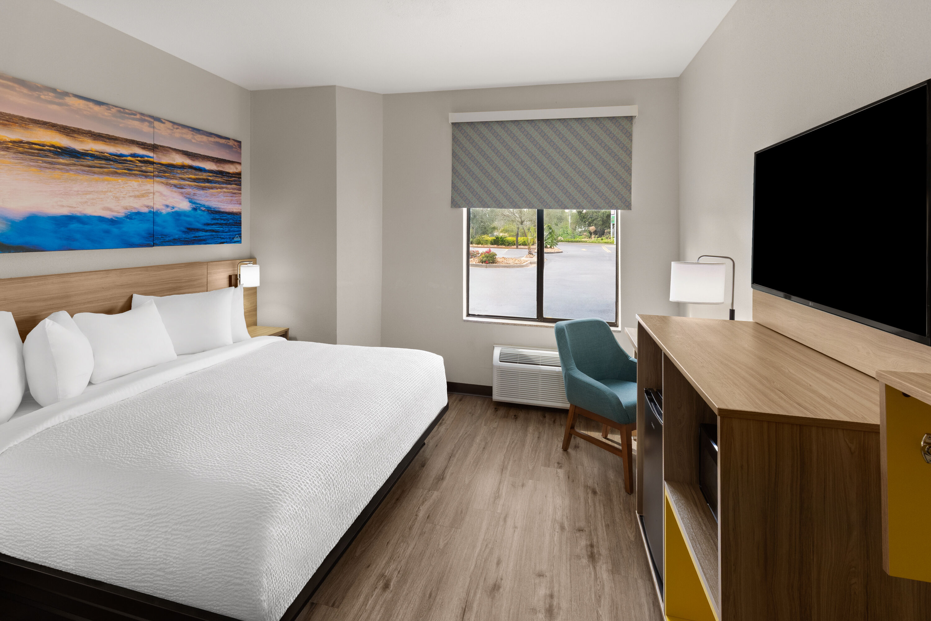 Guest room at the Days Inn by Wyndham McDonough in McDonough, Georgia