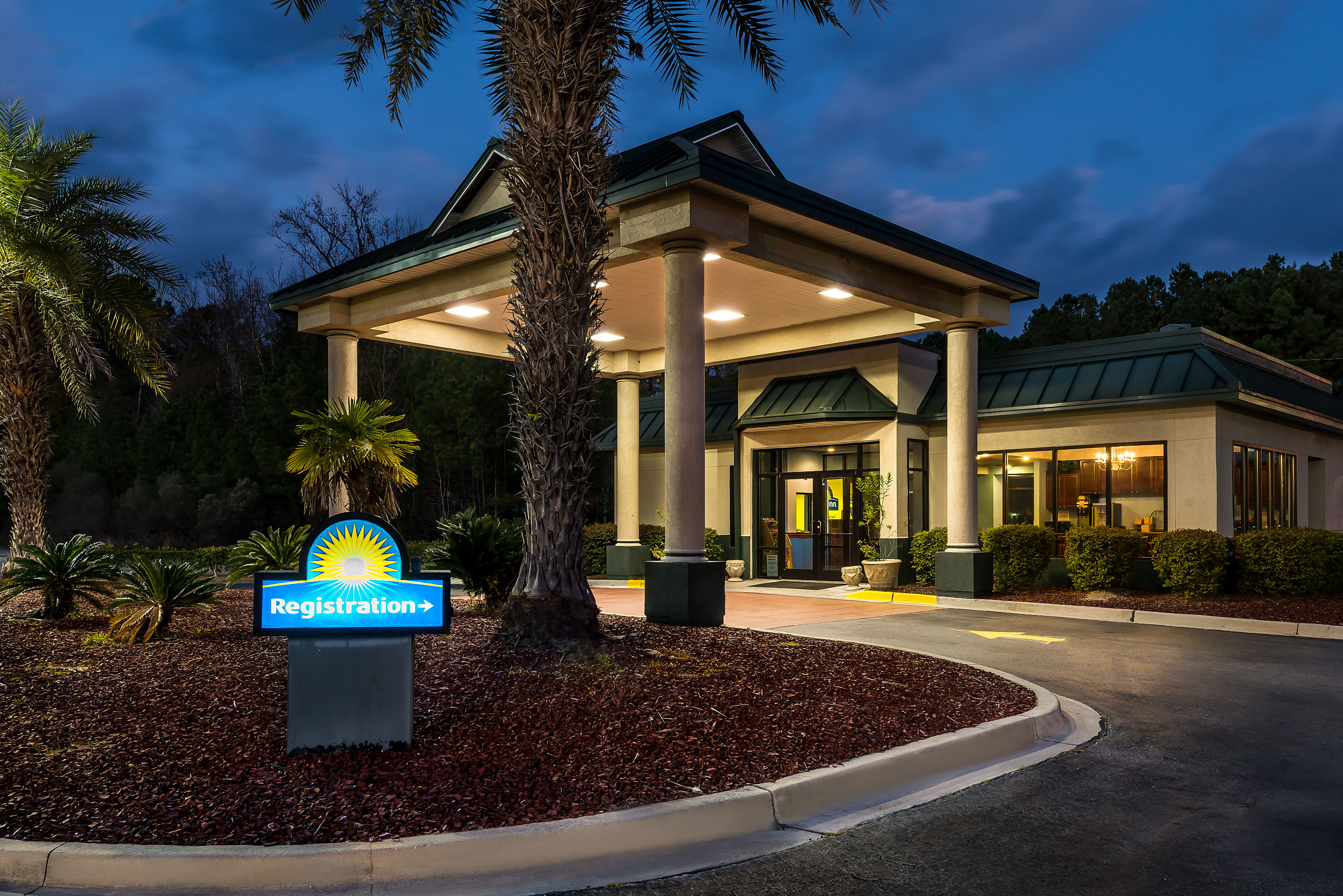 Days Inn By Wyndham Richmond Hill Savannah Richmond Hill Ga Hotels