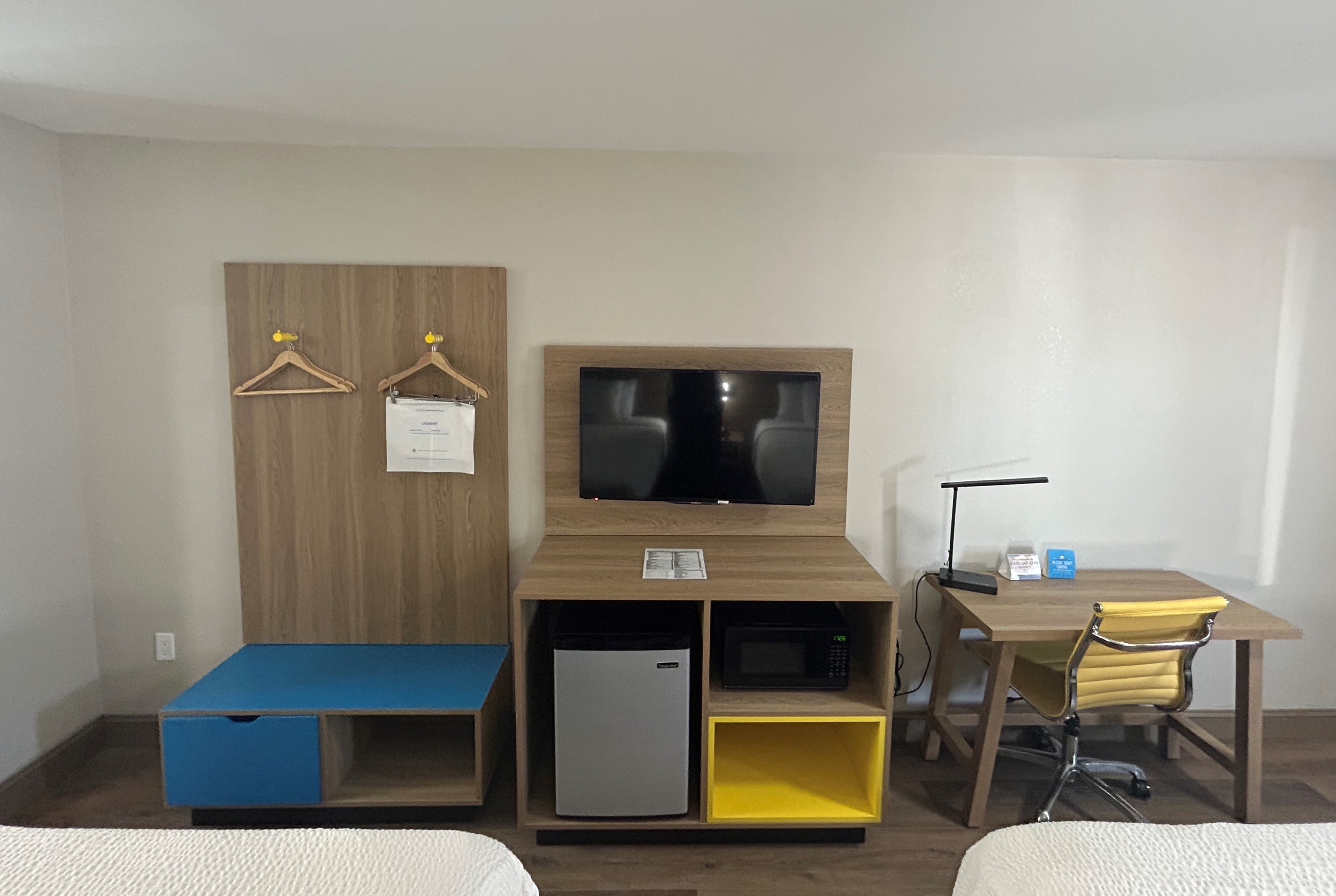 Guest room feature at the Days Inn by Wyndham Royston in Royston, Georgia