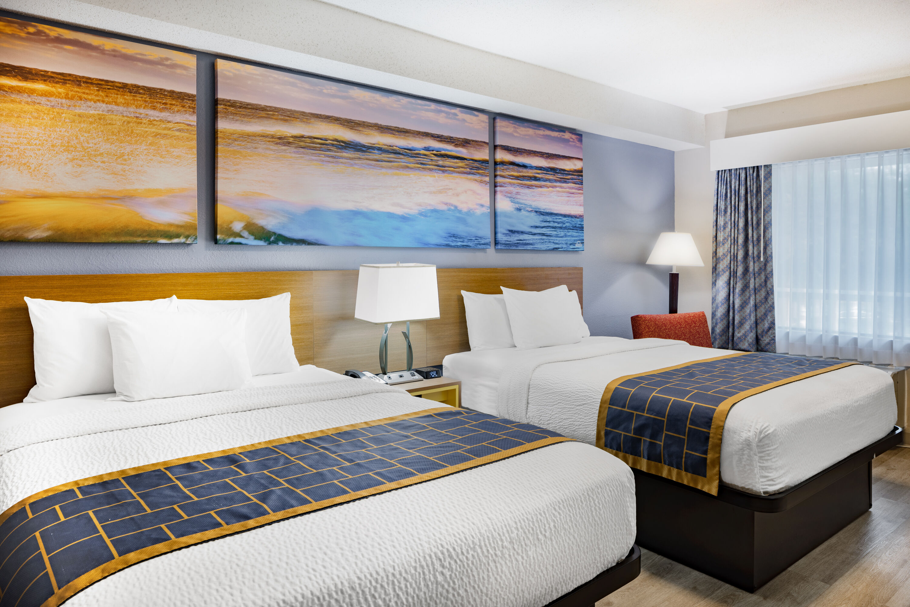 Days Inn & Suites by Wyndham Savannah Midtown suite in Savannah, Georgia