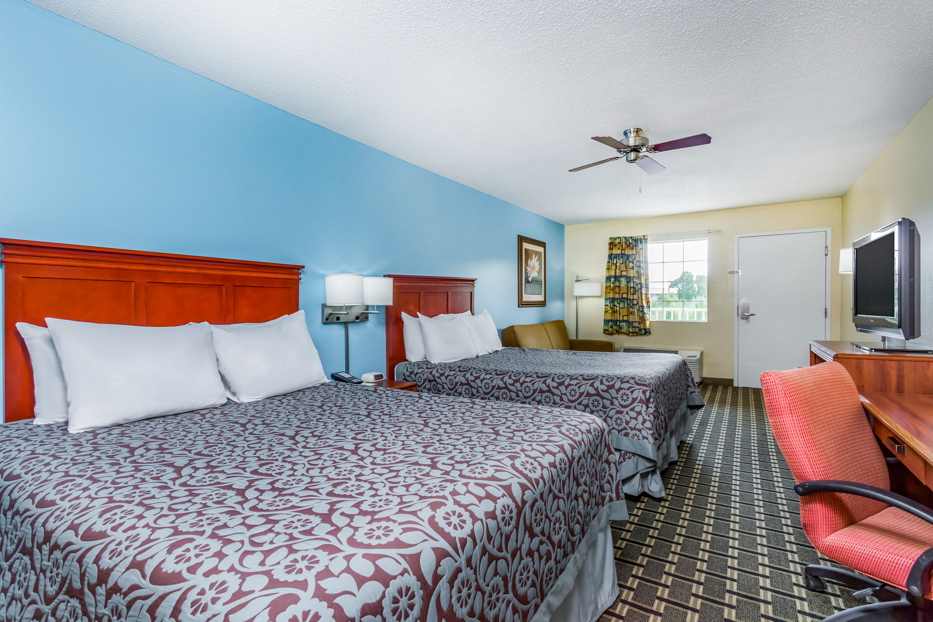 Days Inn By Wyndham Trenton Trenton Ga Hotels
