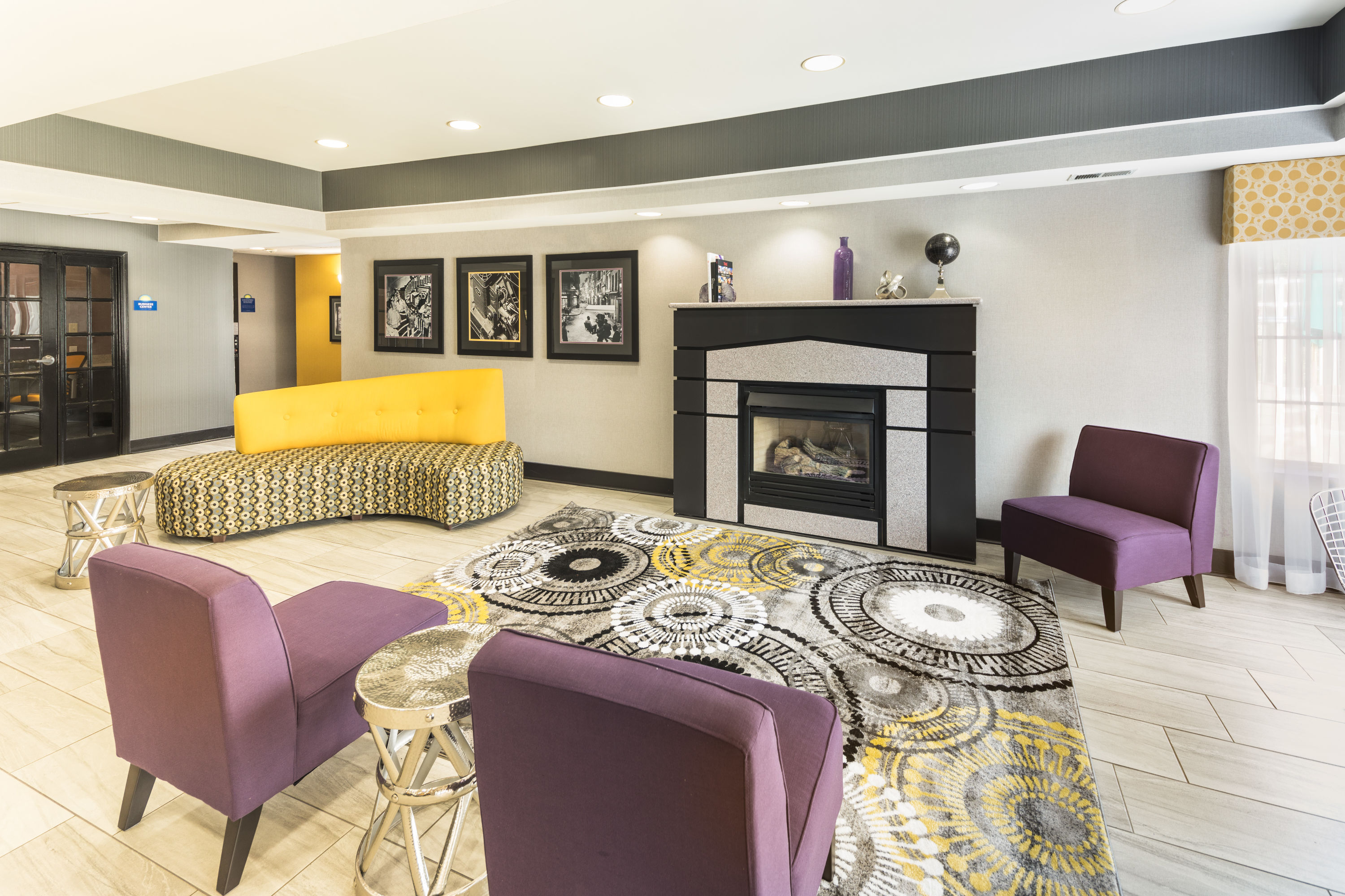 Days Inn Amp Suites By Wyndham Union City Union City Ga