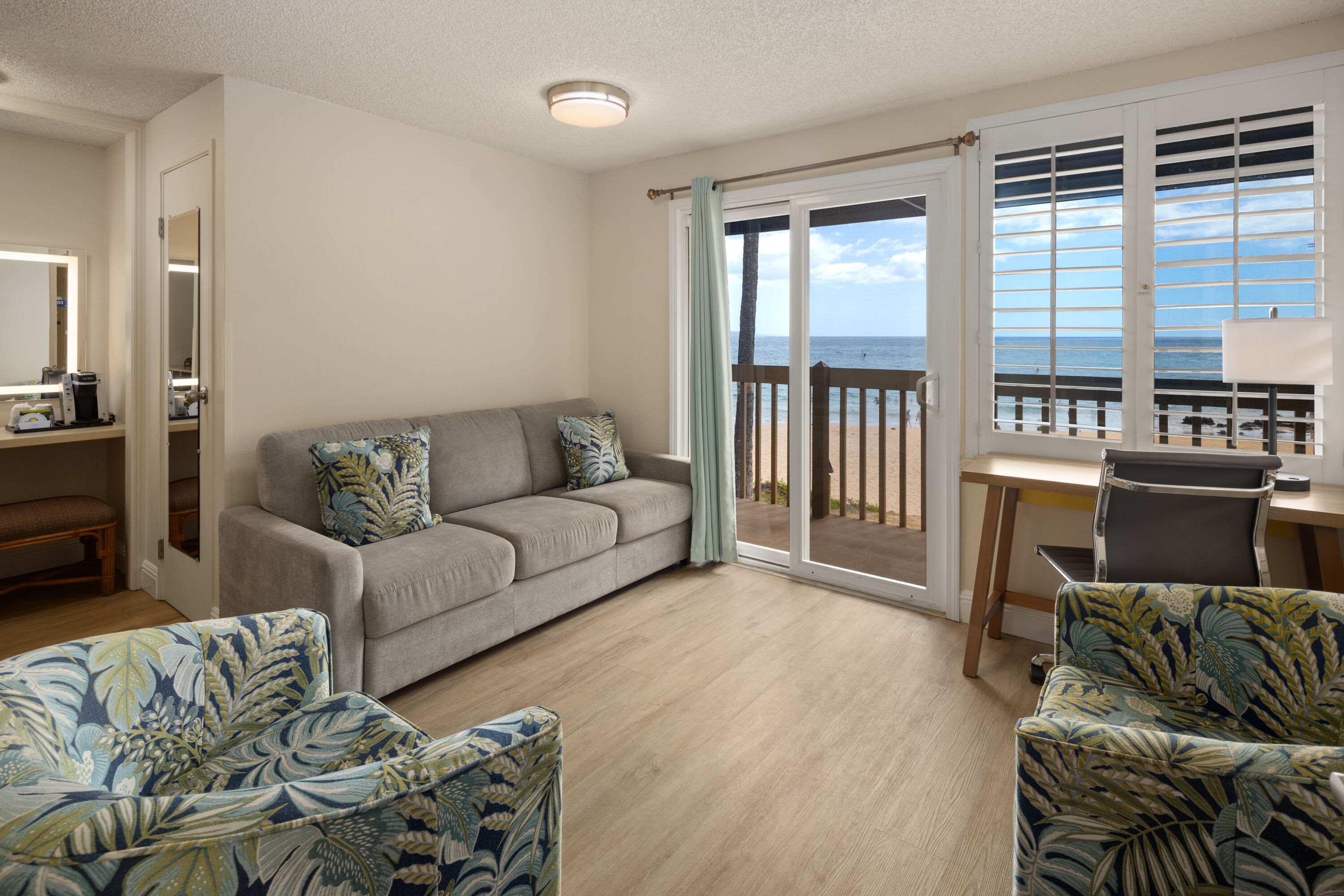 Days Inn by Wyndham Maui Oceanfront suite in Maui, Hawaii