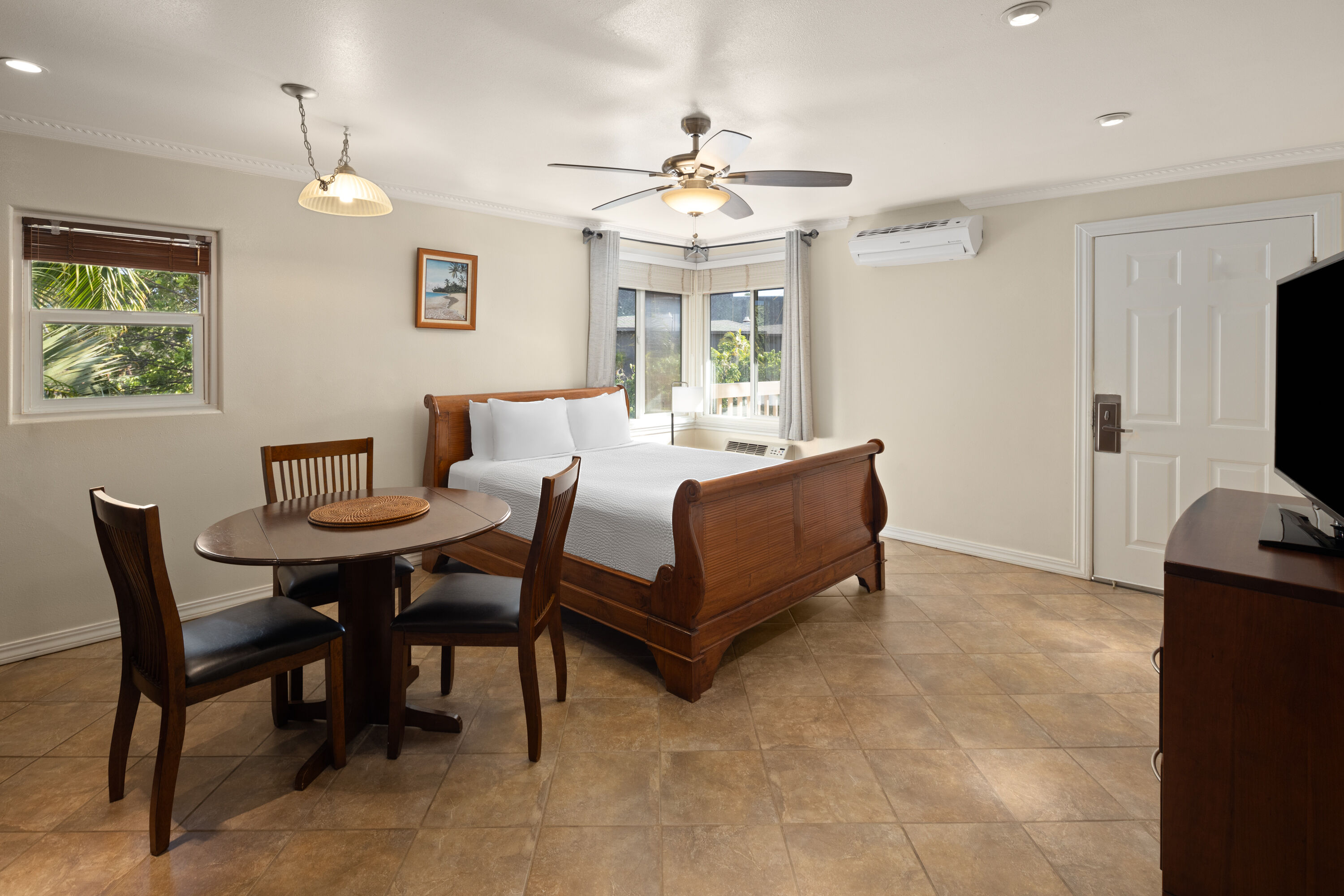 Days Inn by Wyndham Maui Oceanfront suite in Maui, Hawaii