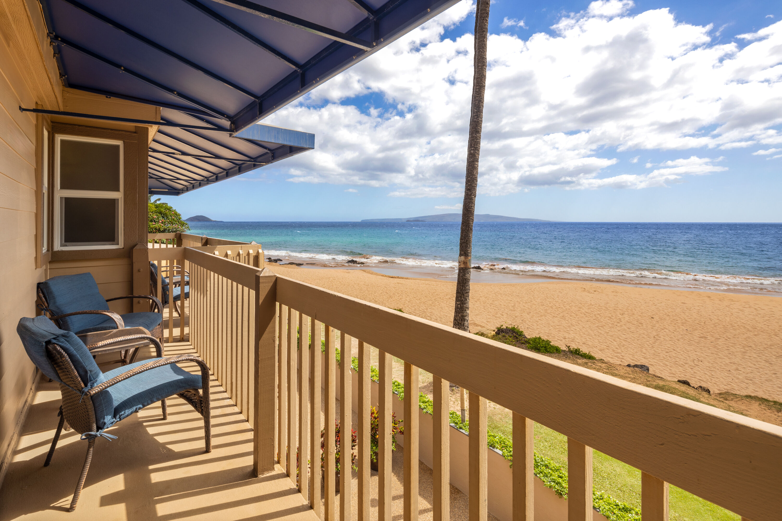Days Inn by Wyndham Maui Oceanfront suite in Maui, Hawaii