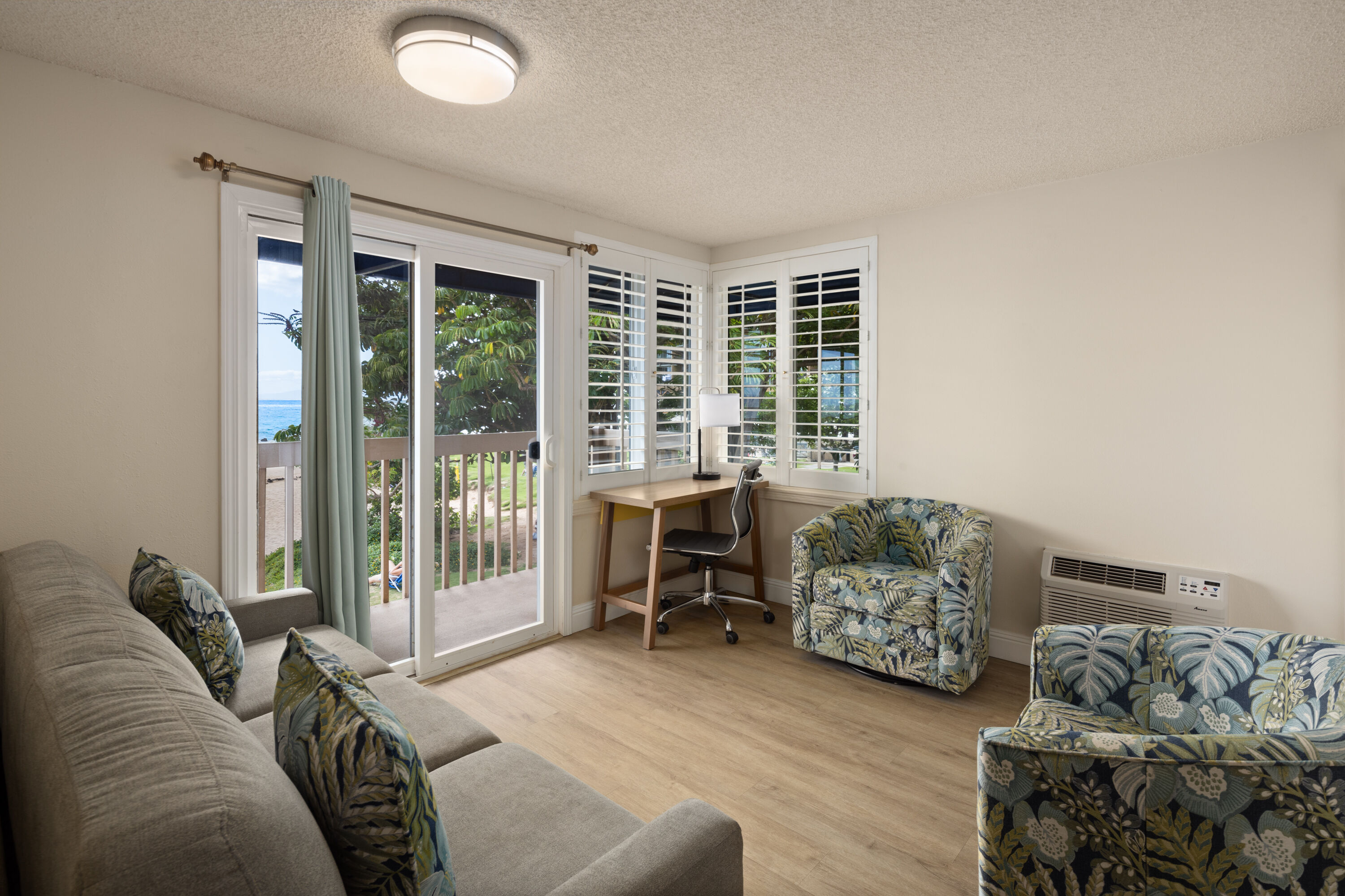 Days Inn by Wyndham Maui Oceanfront suite in Maui, Hawaii