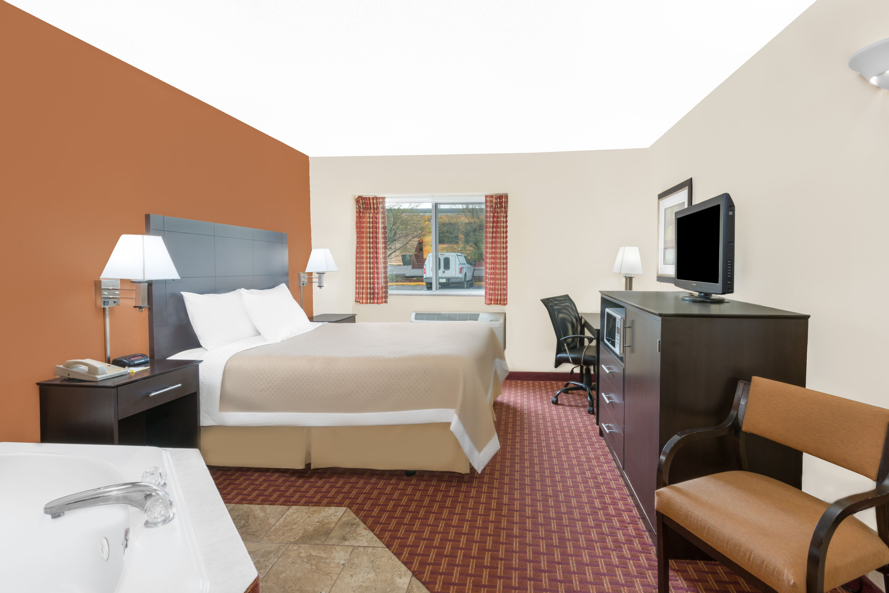 Days Inn By Wyndham Ames Ames Ia Hotels
