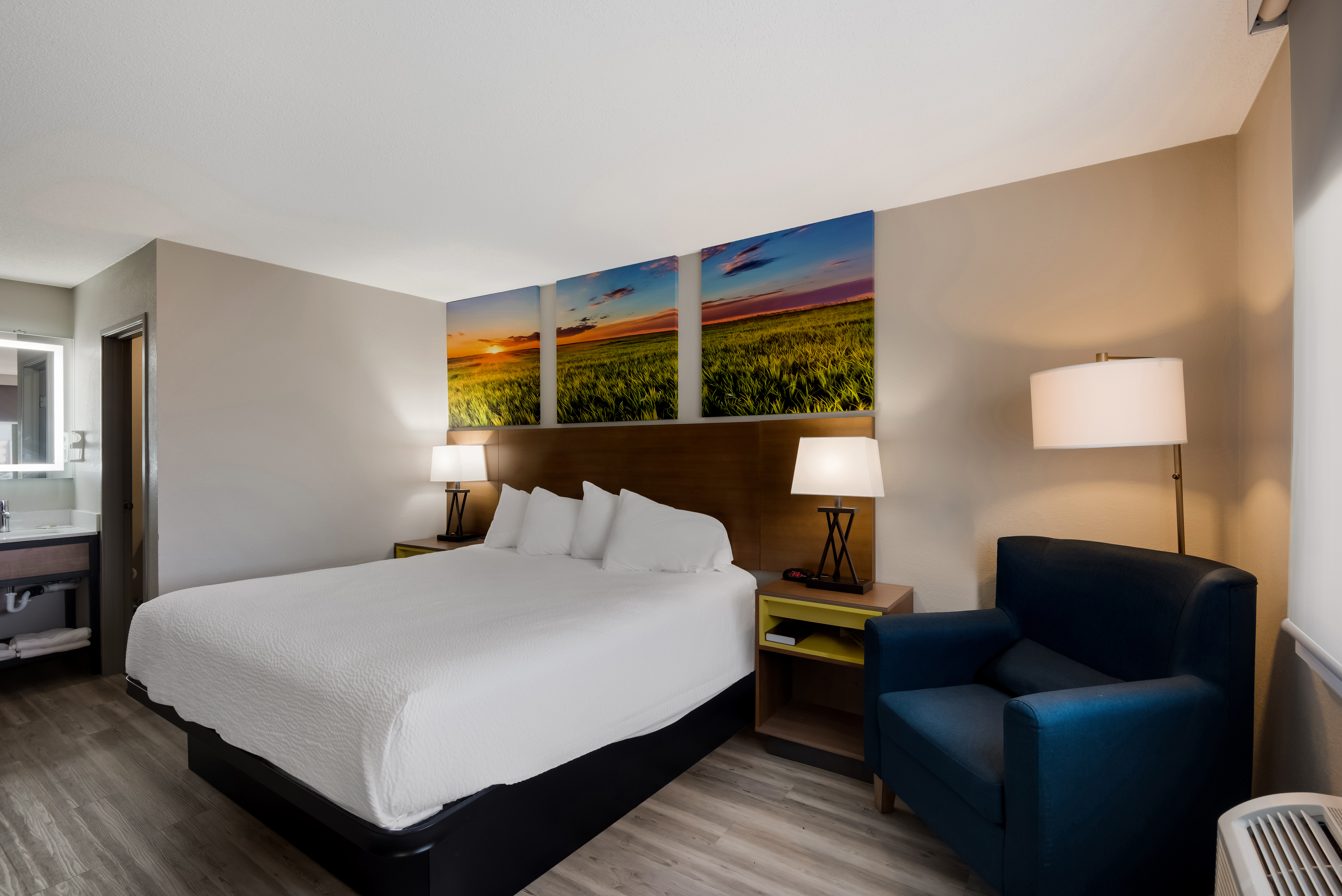 Guest room at the Days Inn by Wyndham Ankeny - Des Moines in Ankeny, Iowa