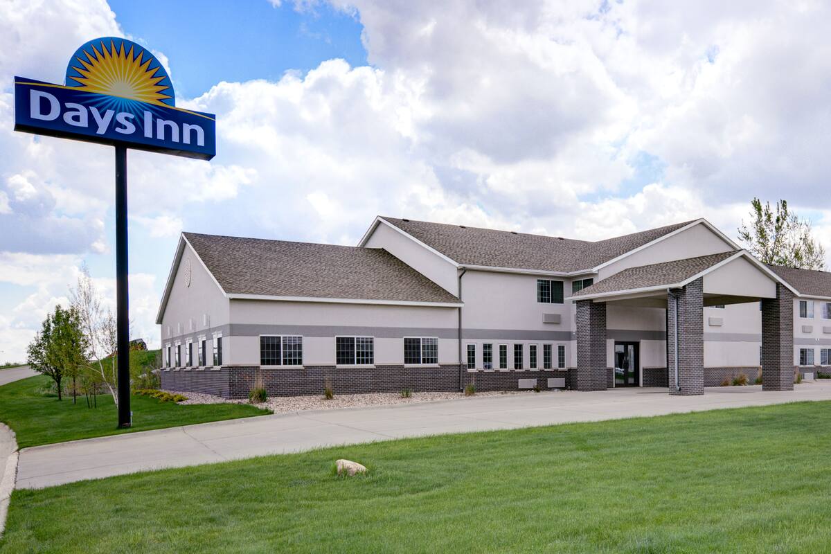 Days Inn By Wyndham Carroll Hotels Ia 51401 Days Inn By Wyndham Carroll