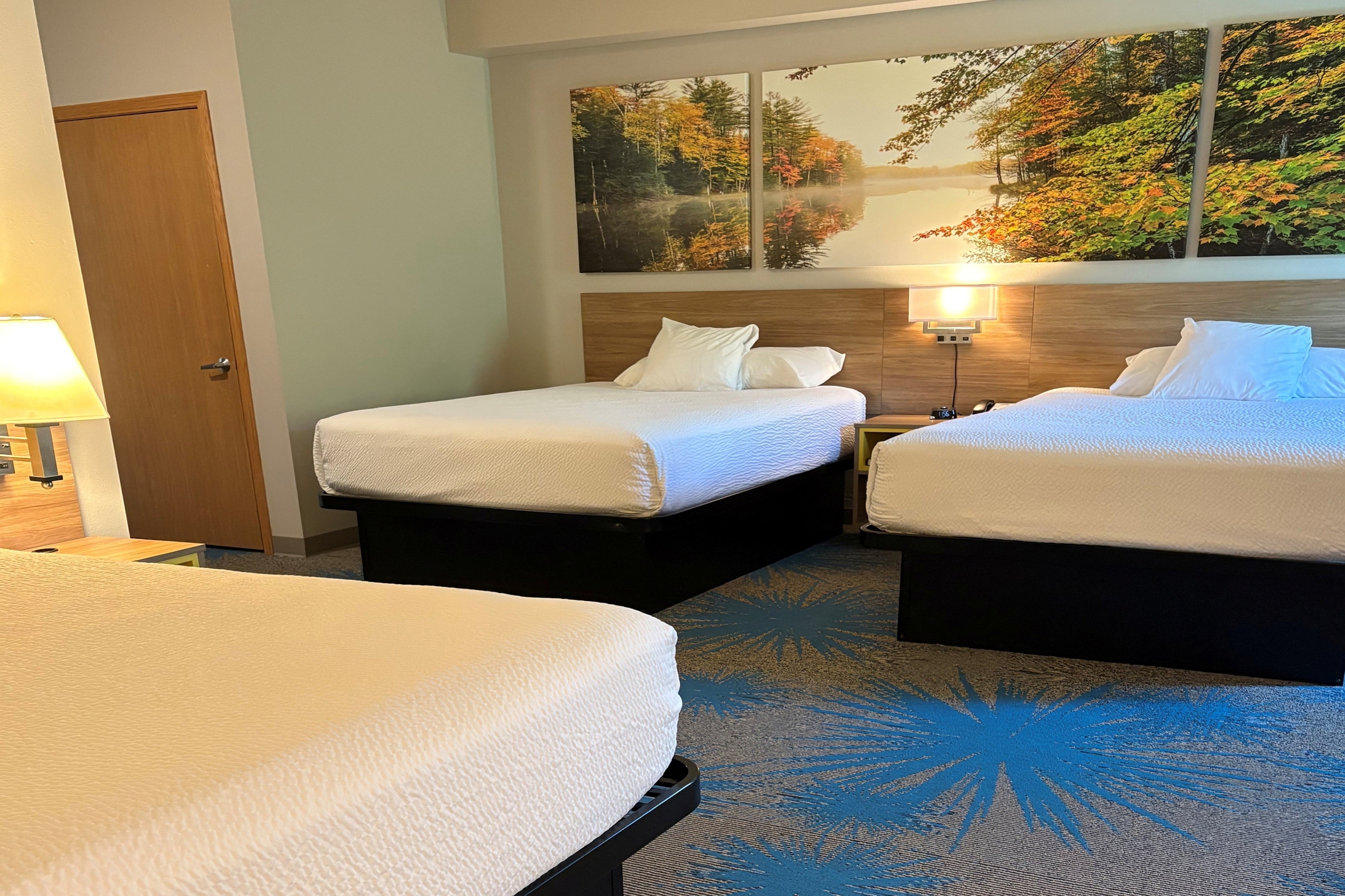 Guest room at the Days Inn by Wyndham Carroll in Carroll, Iowa
