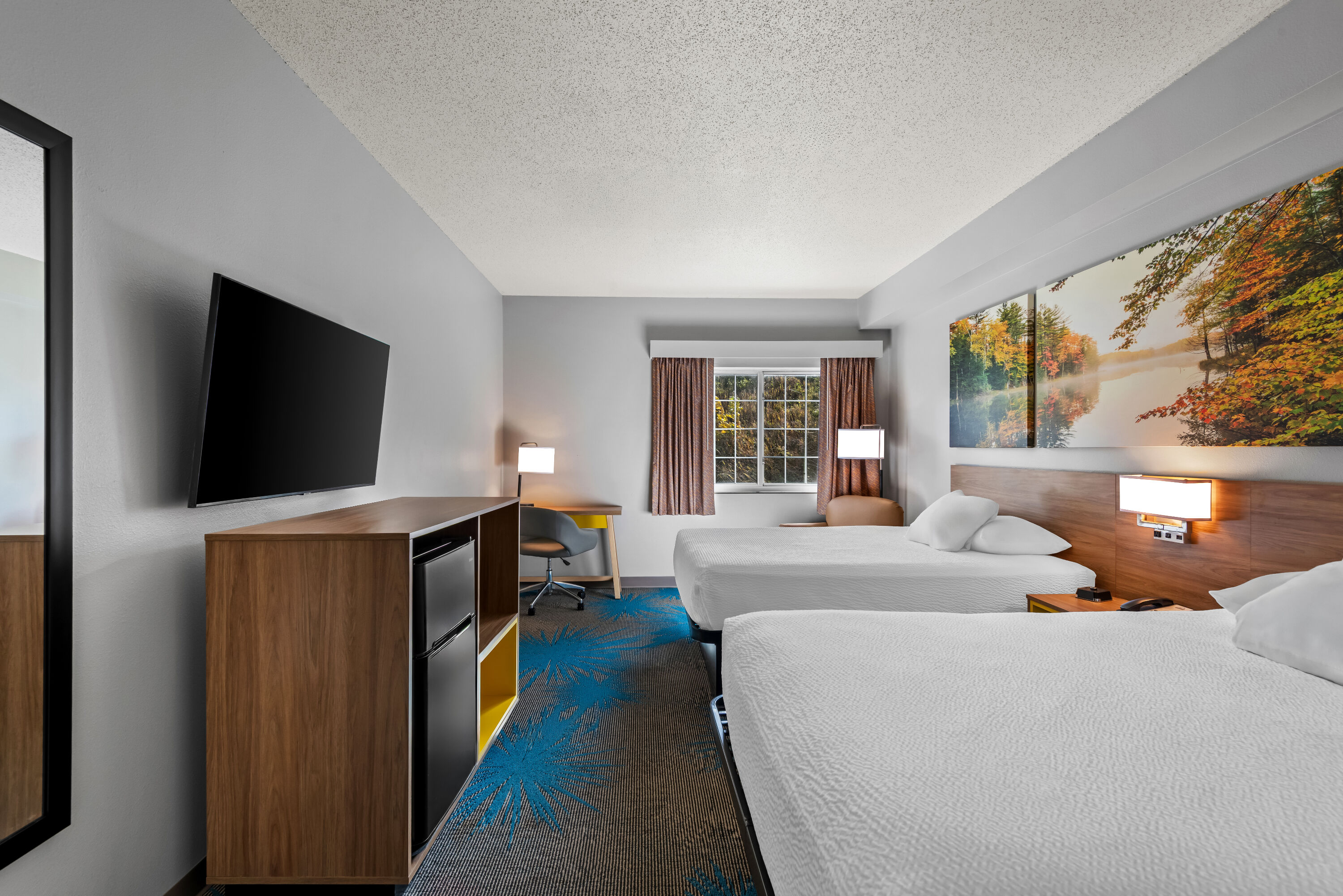 Double bed guest room at the Days Inn by Wyndham Carroll in Carroll, Iowa