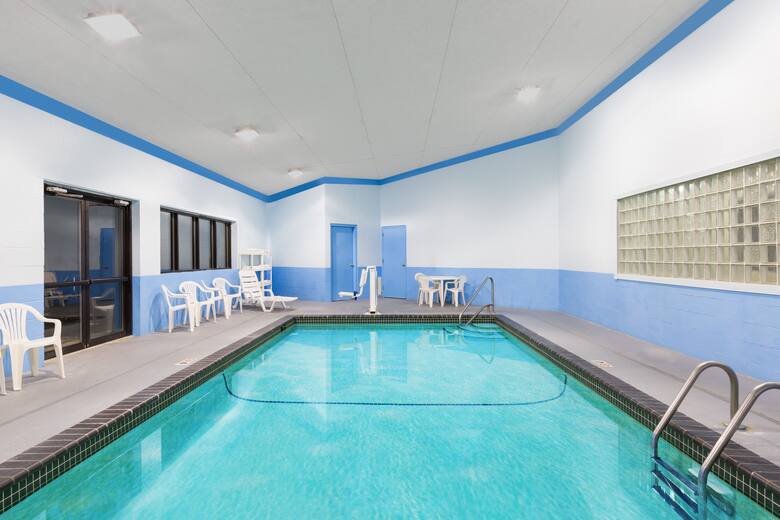 Pool at the Days Inn & Suites Des Moines Airport in Des Moines, Iowa