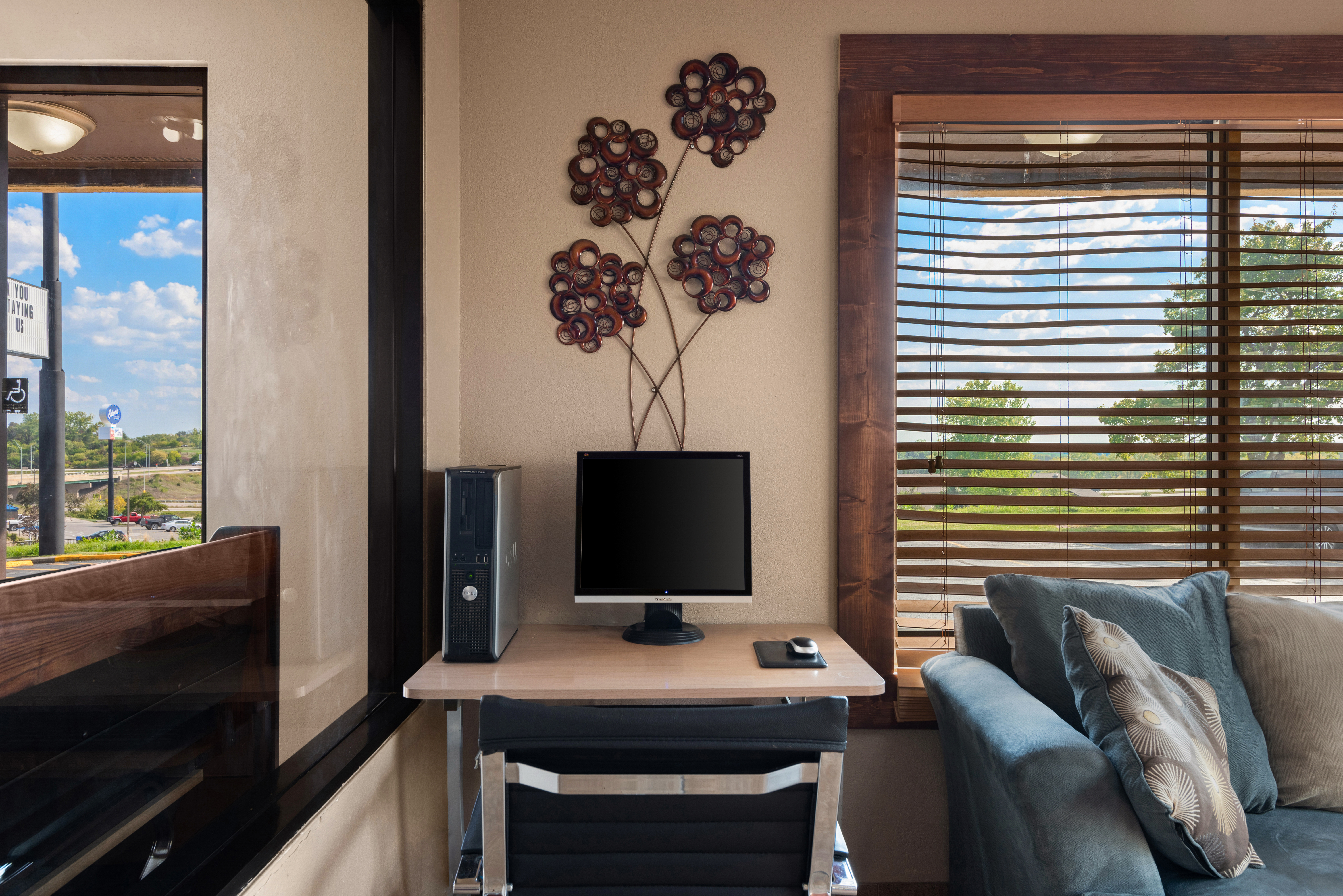 Days Inn by Wyndham Newton business center in Newton, Iowa