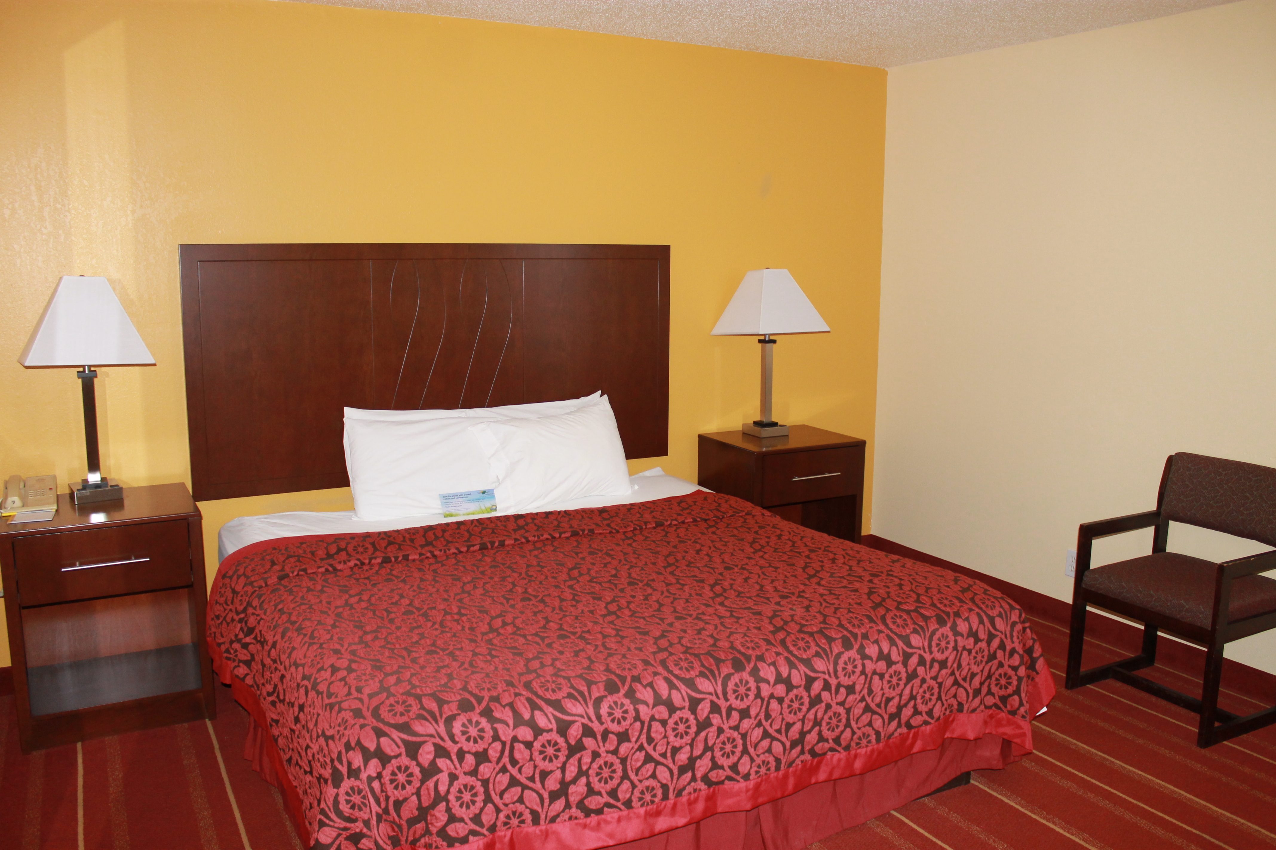 Days Inn by Wyndham Walcott Davenport Walcott, IA Hotels