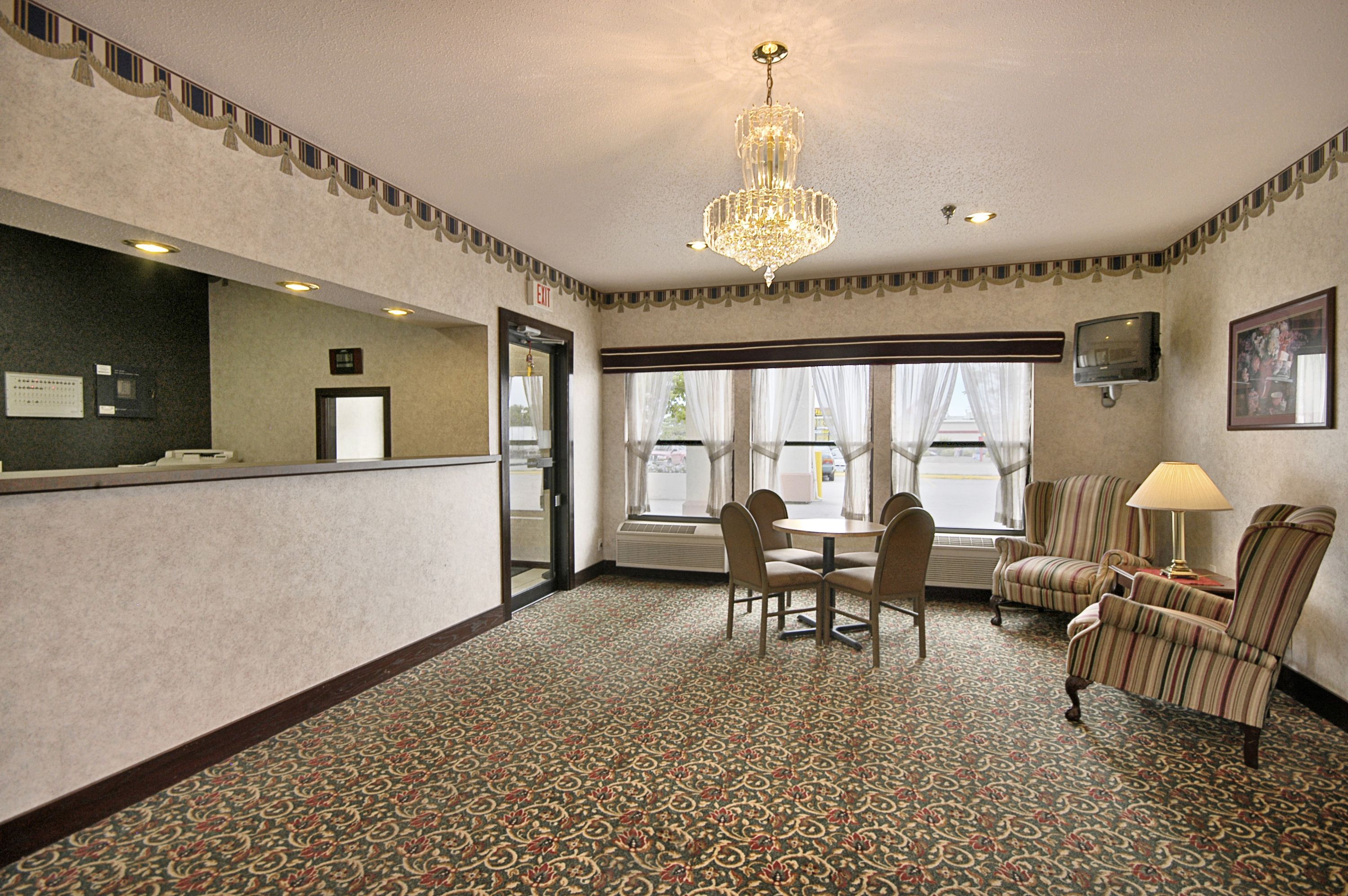 Days Inn by Wyndham Walcott Davenport Walcott, IA Hotels