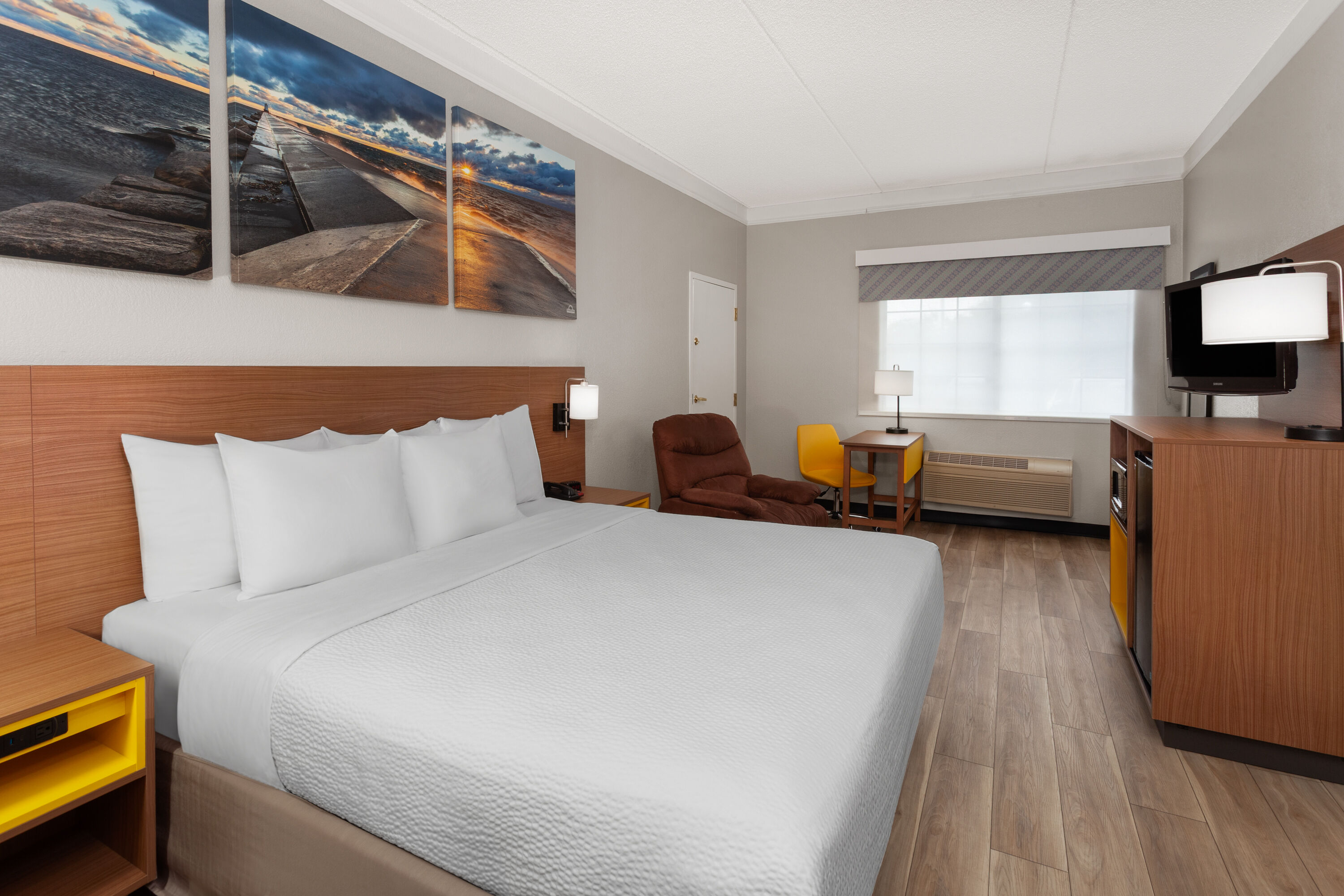 Guest room at the Days Inn & Suites by Wyndham Arlington Heights in Arlington Heights, Illinois