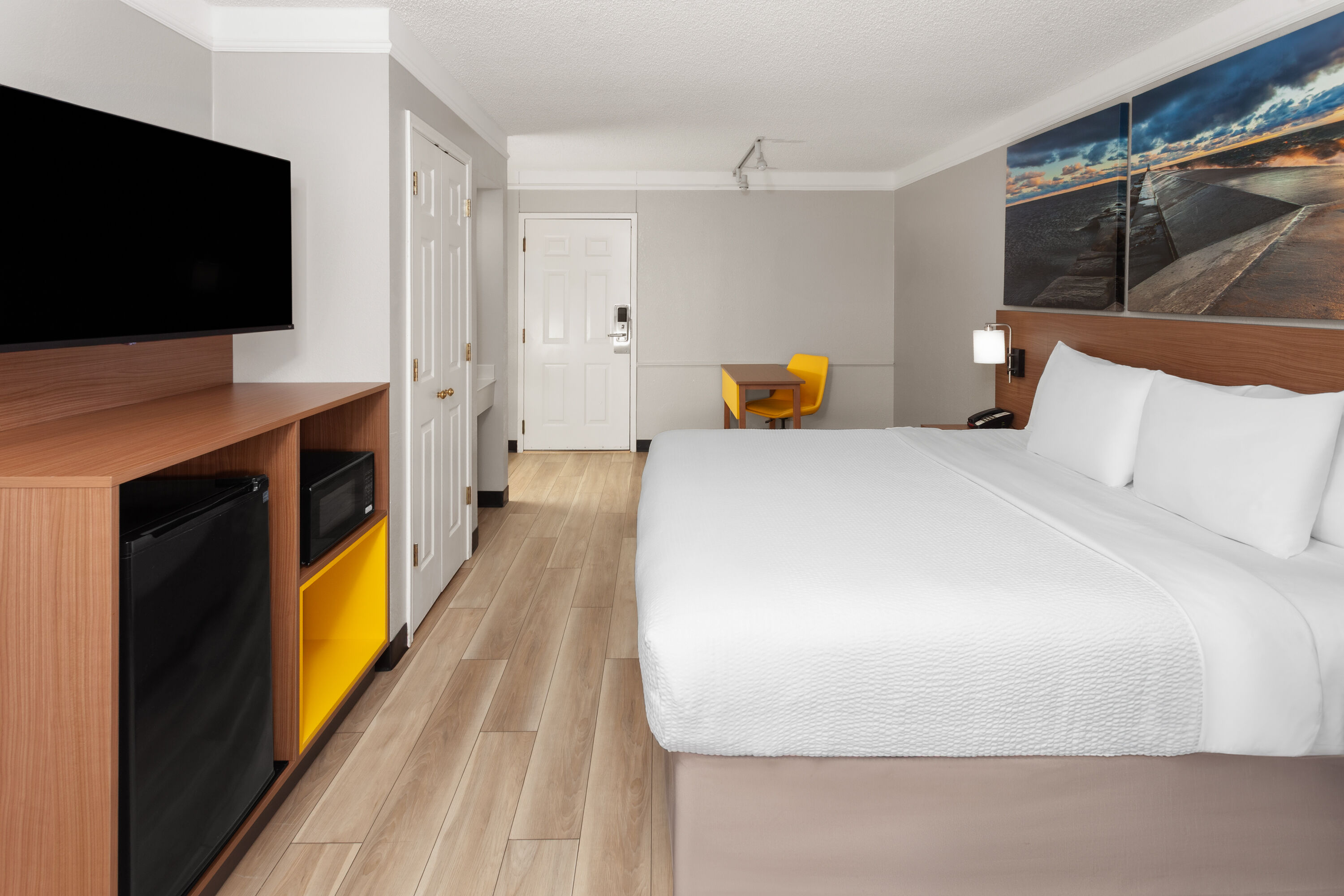 Guest room at the Days Inn & Suites by Wyndham Arlington Heights in Arlington Heights, Illinois