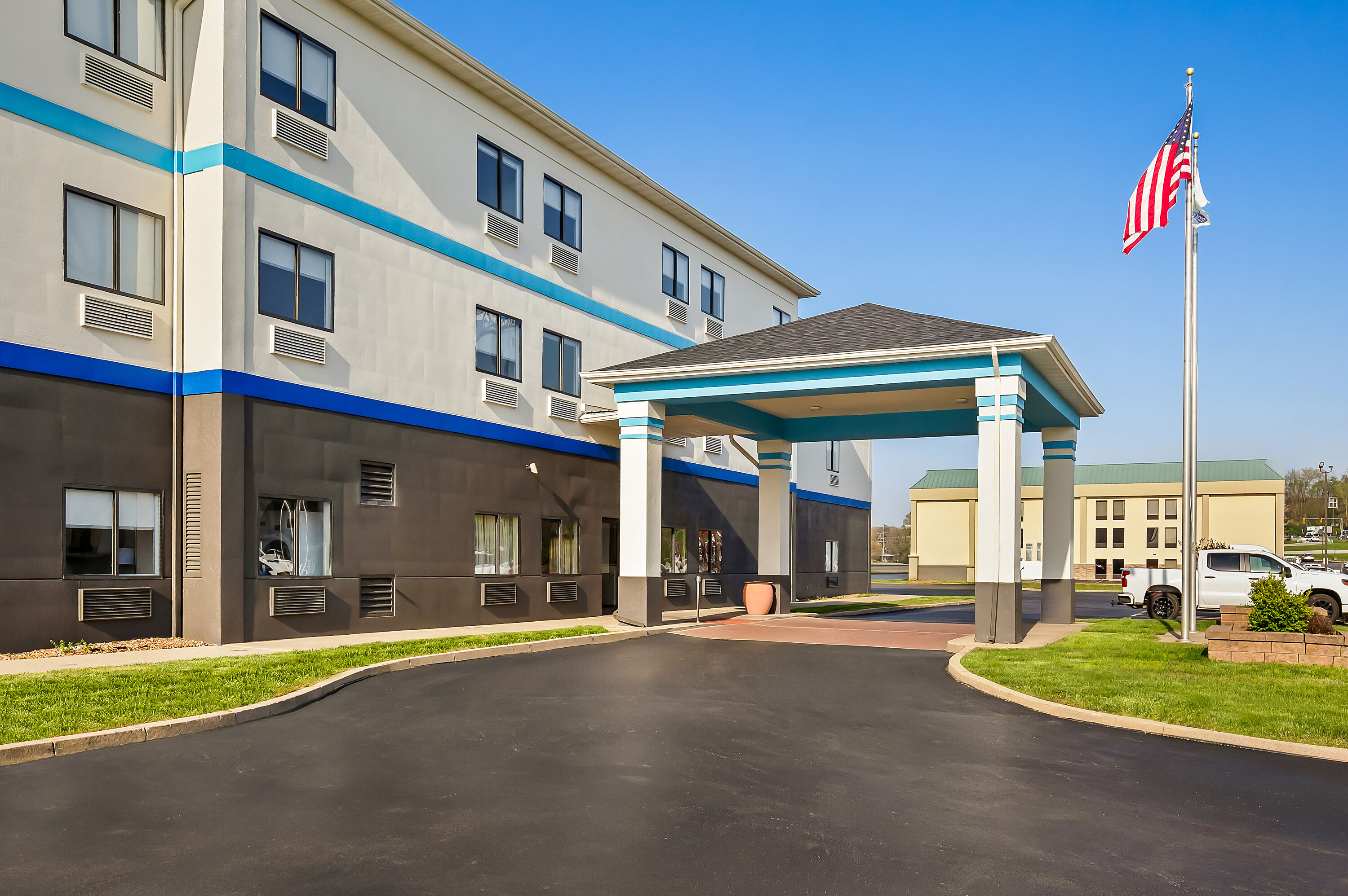 Exterior Day Image of Days Inn by Wyndham Collinsville/St. Louis hotel in Collinsville, Illinois