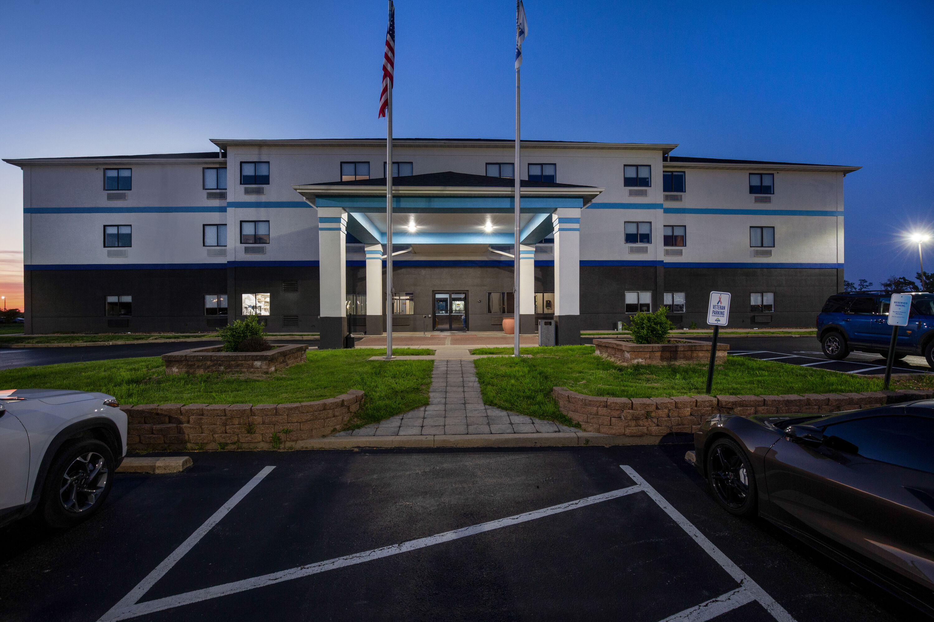 Exterior Night Image of Days Inn by Wyndham Collinsville/St. Louis hotel in Collinsville, Illinois