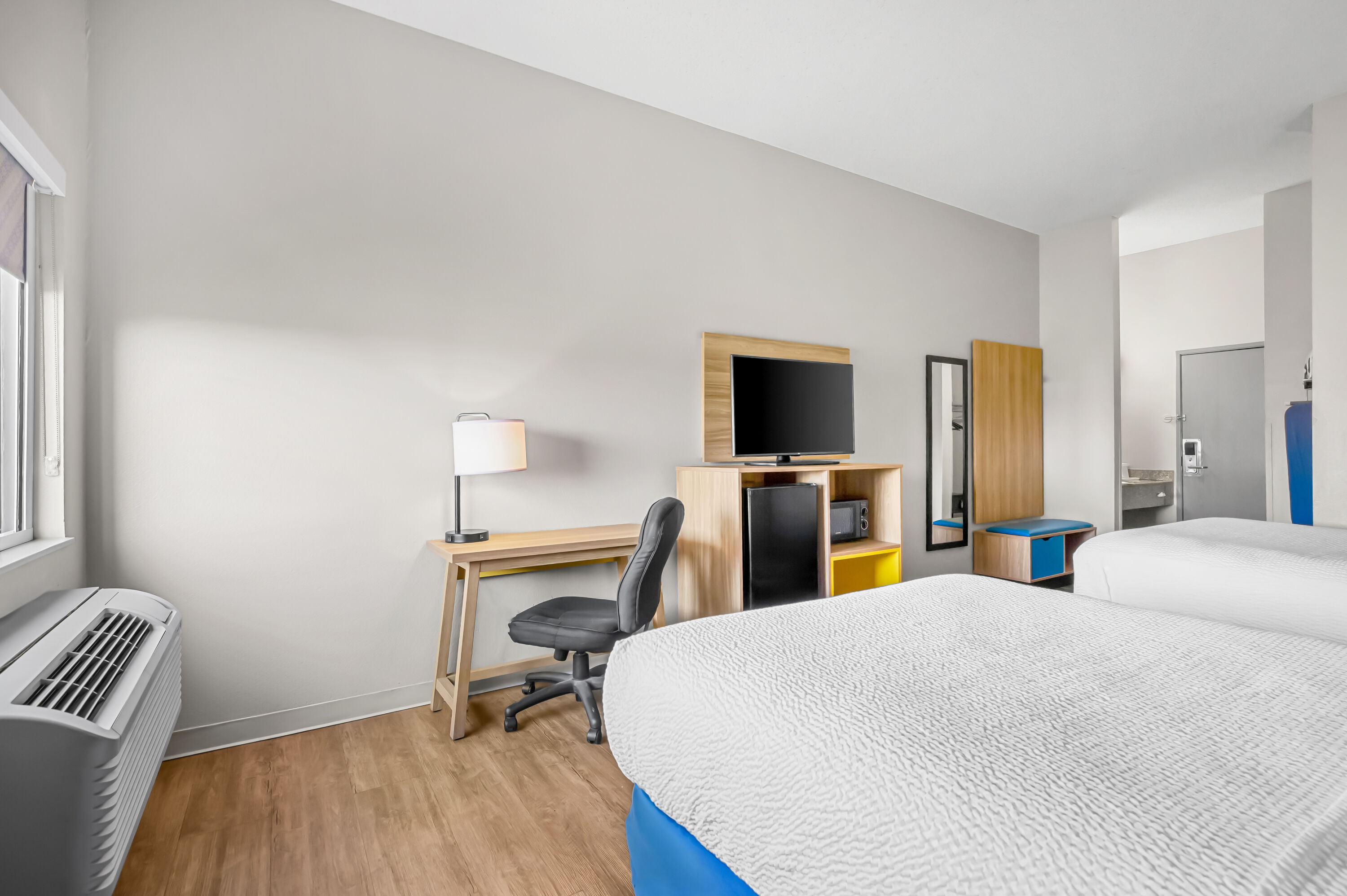 Double bed guest room at the Days Inn by Wyndham Collinsville/St. Louis in Collinsville, Illinois