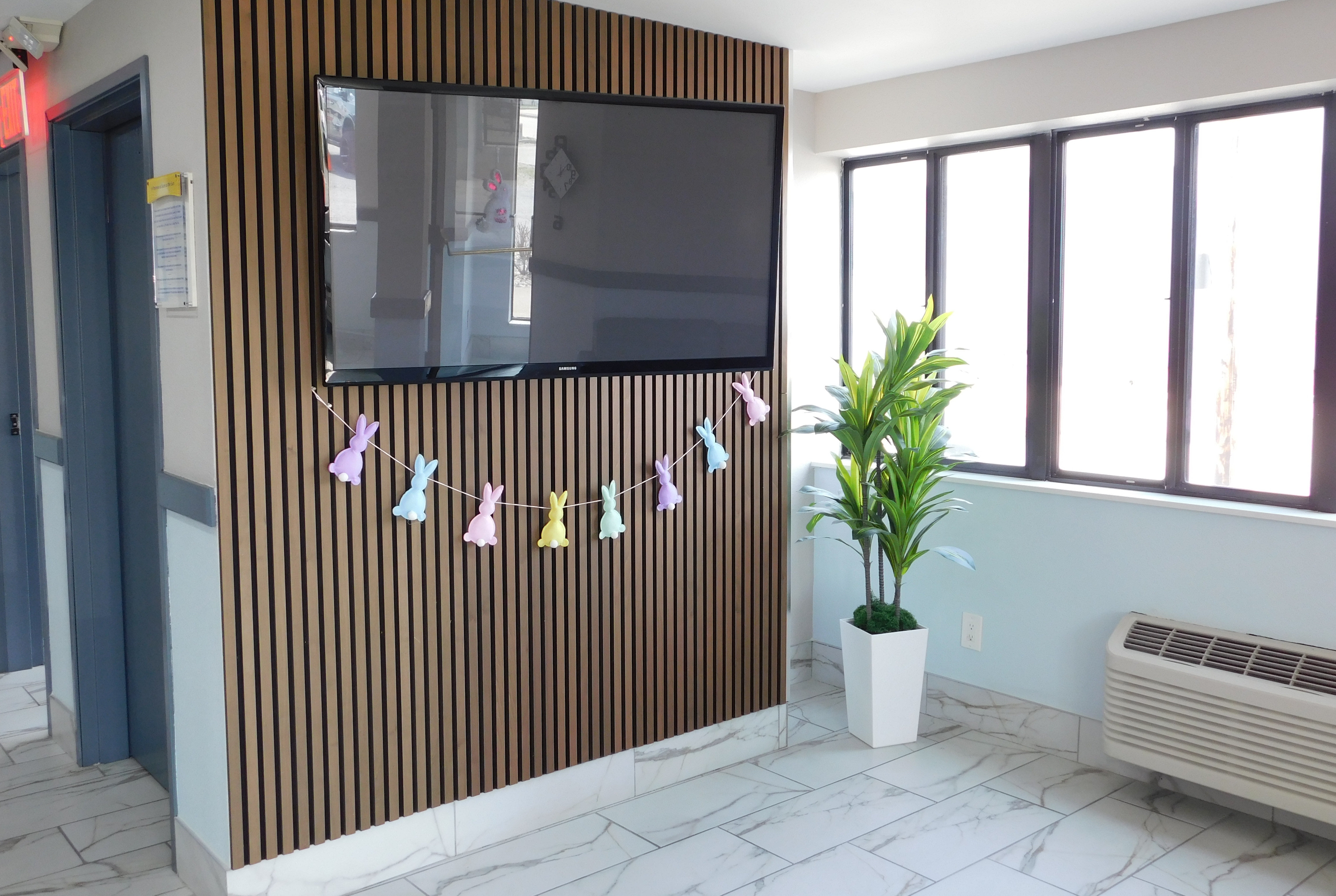 Days Inn by Wyndham Effingham lobby feature in Effingham, Illinois