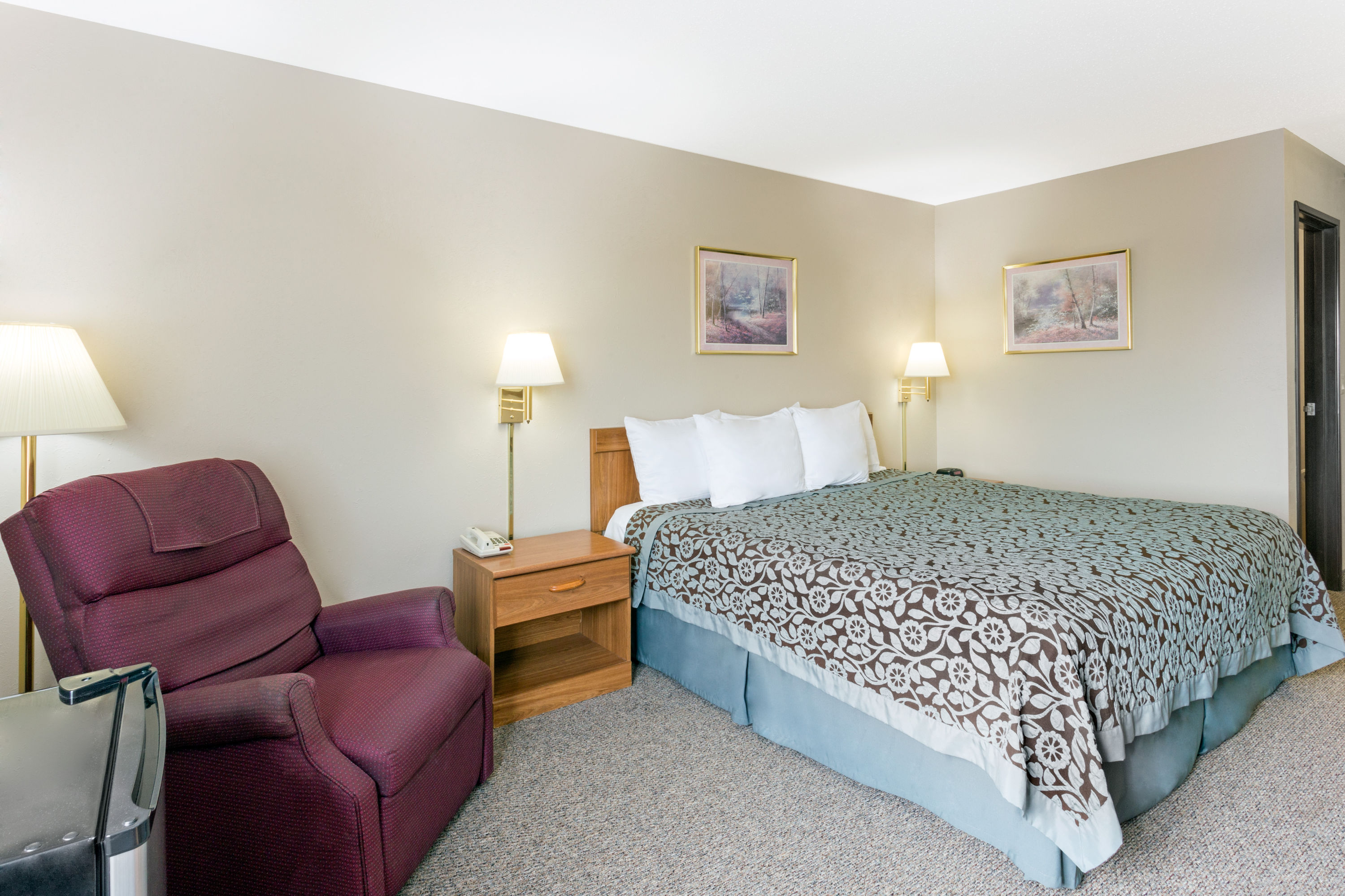 Illinois Hotels for Sale M Hotels