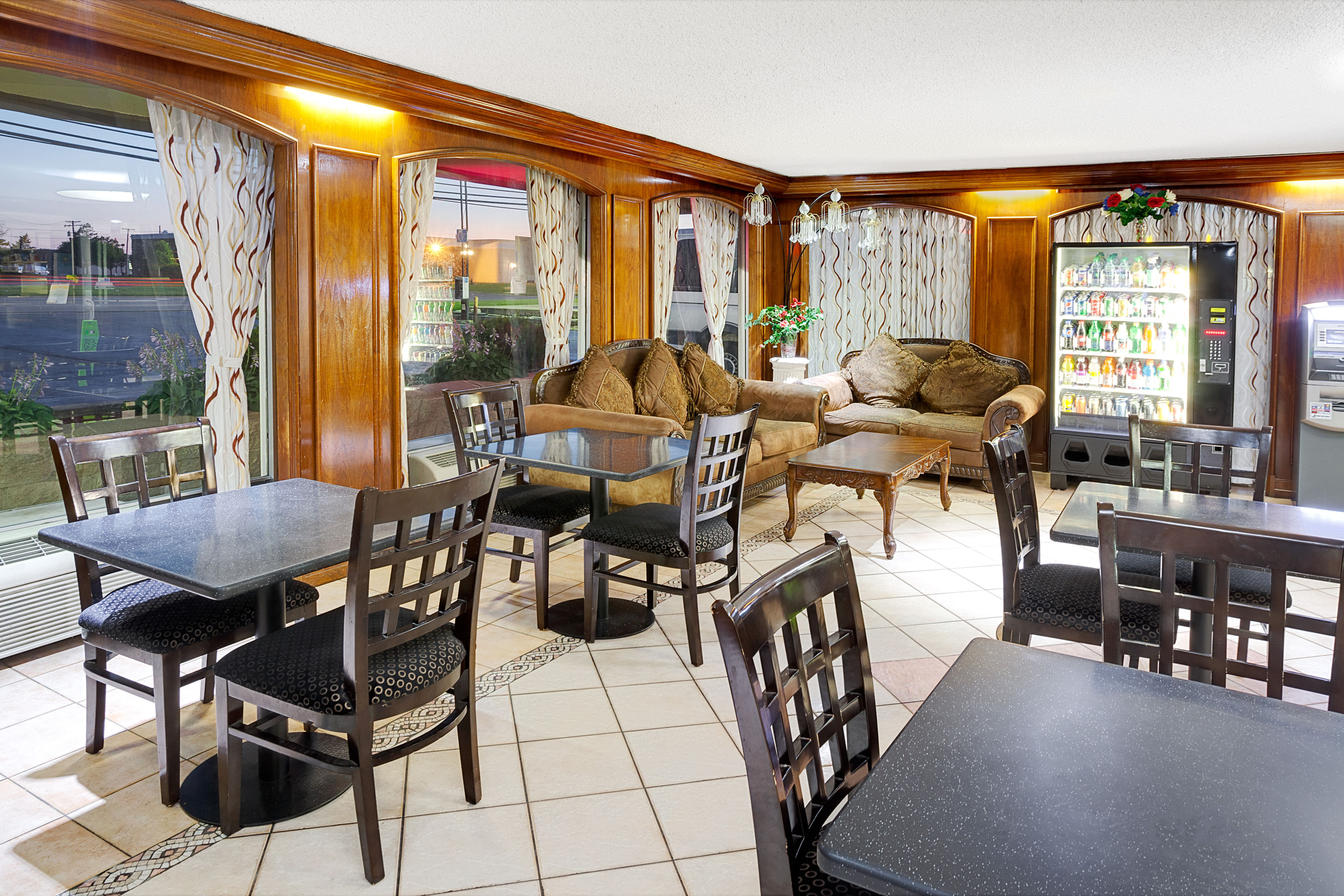 Days Inn By Wyndham Elk Grove Village O Hare Airport West
