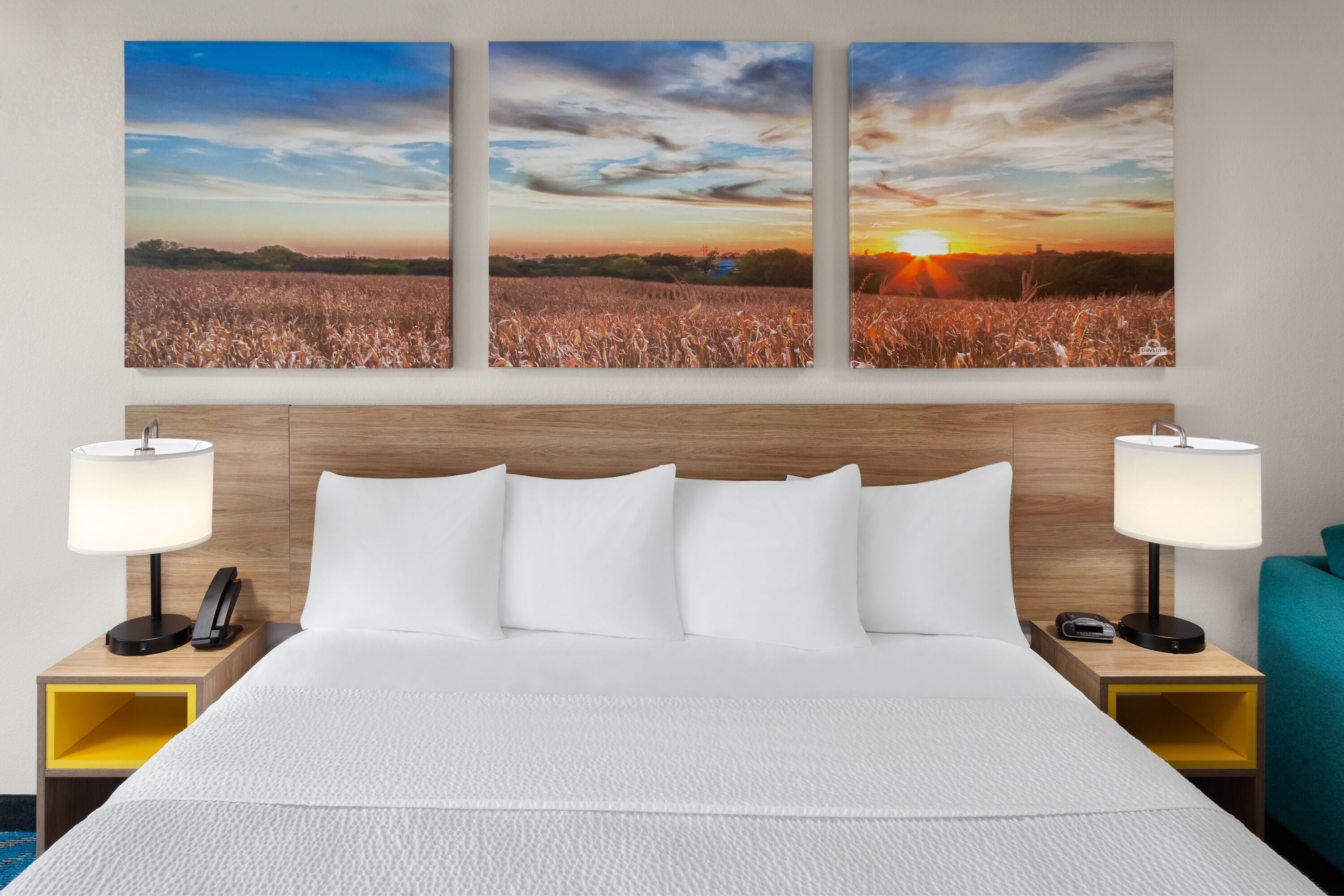 Guest room at the Days Inn & Suites by Wyndham Morris/I-80 in Morris, Illinois