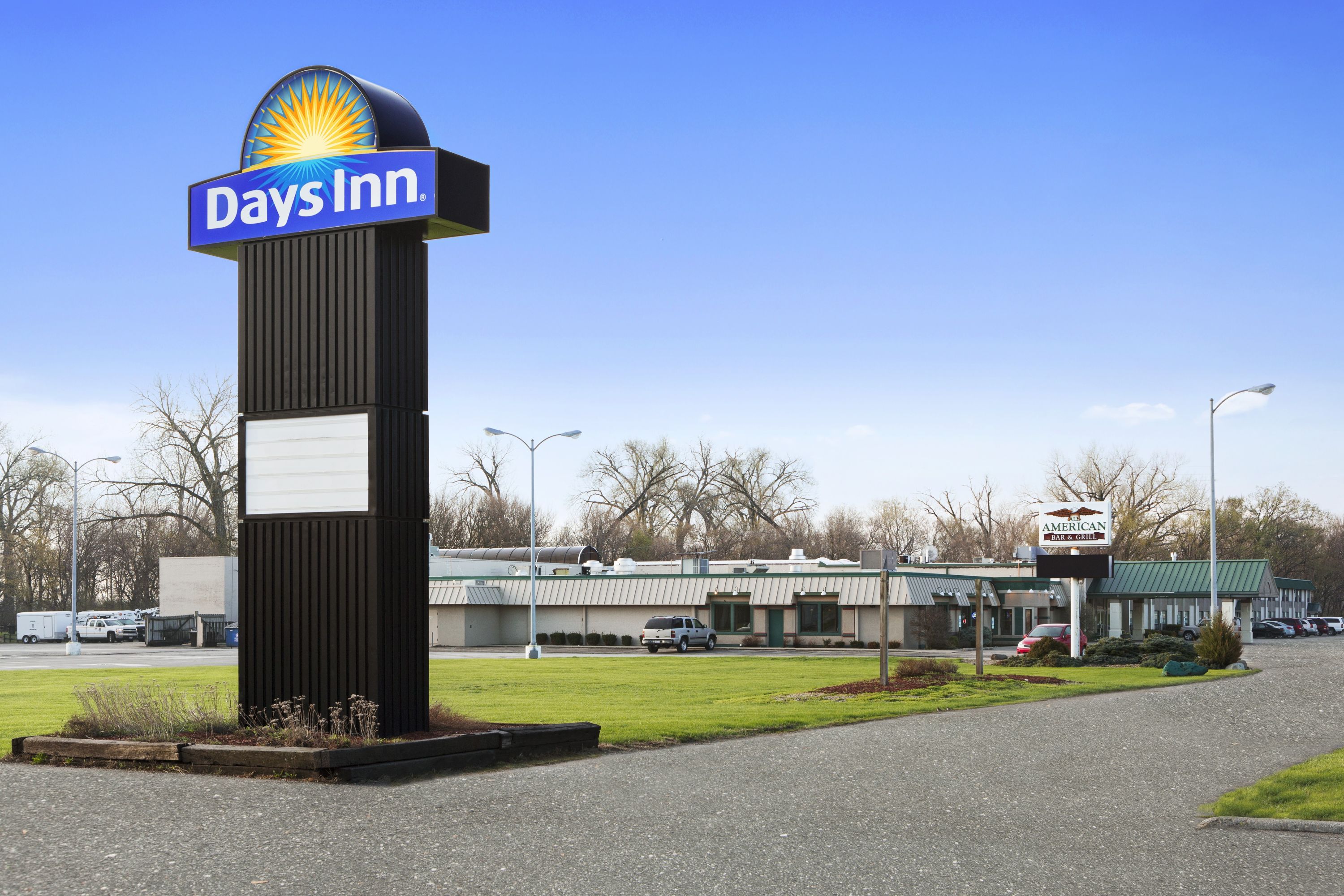 Exterior of Days Inn by Wyndham Rock Falls hotel in Rock Falls, Illinois