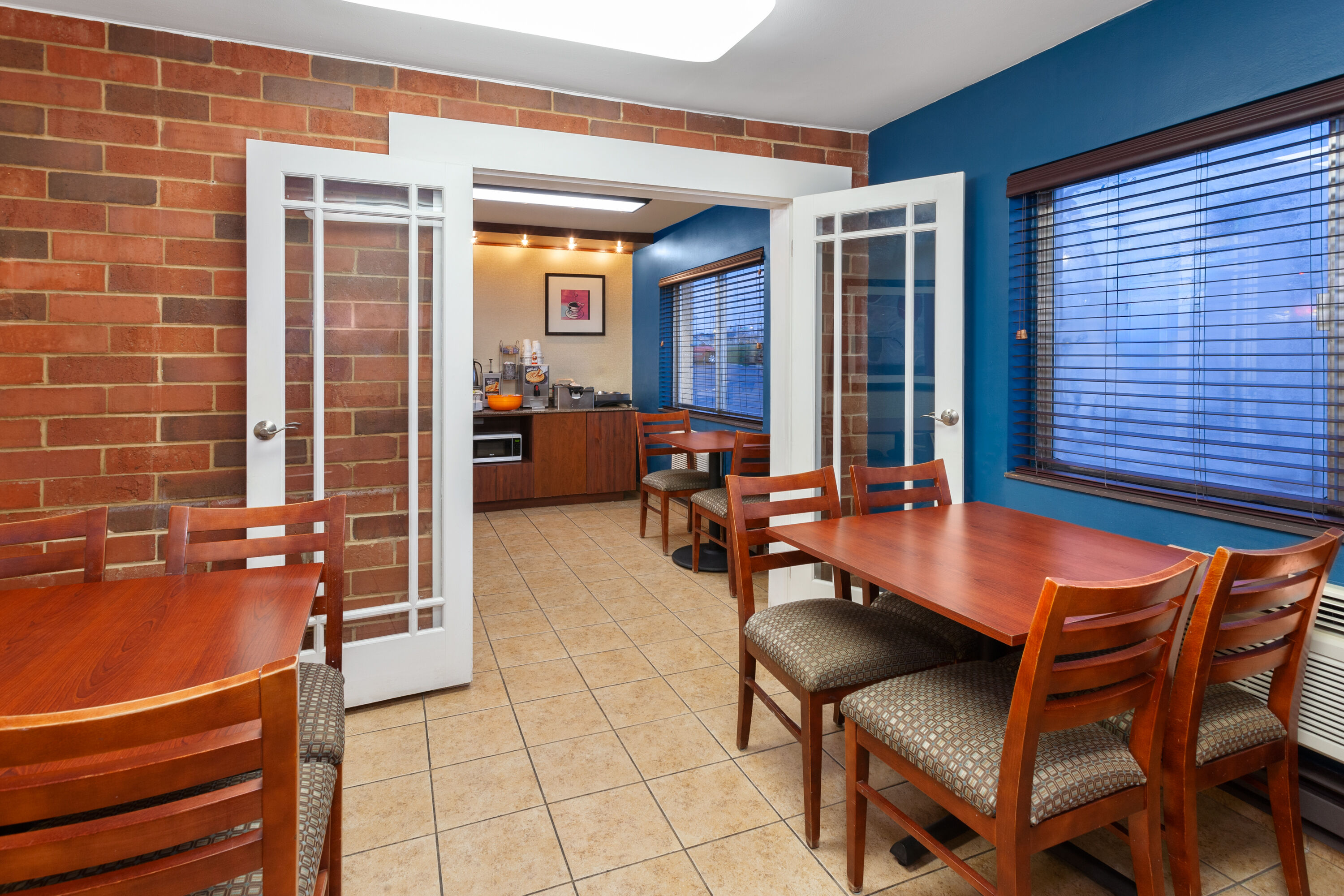 Free breakfast at Days Inn by Wyndham Rockford I-90 Casino District in Rockford, Illinois