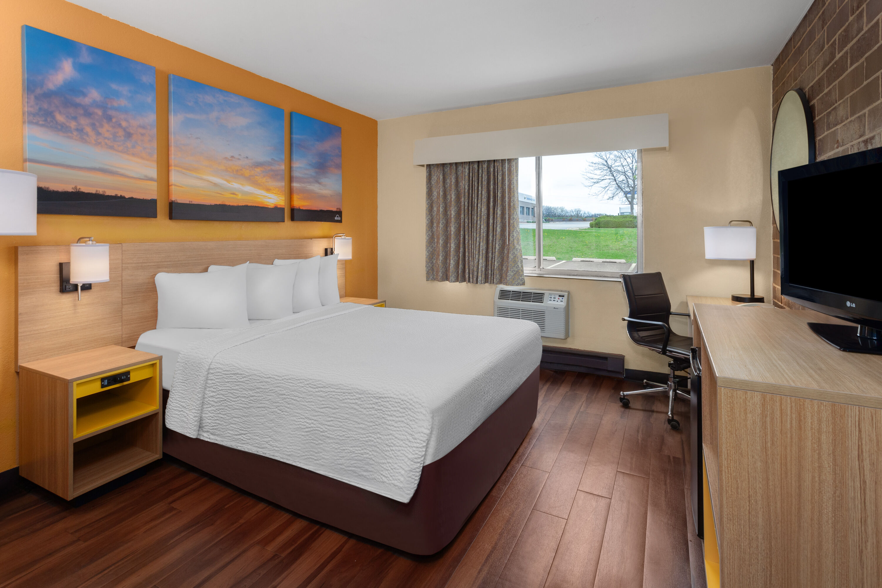 Guest room at the Days Inn by Wyndham Rockford I-90 Casino District in Rockford, Illinois