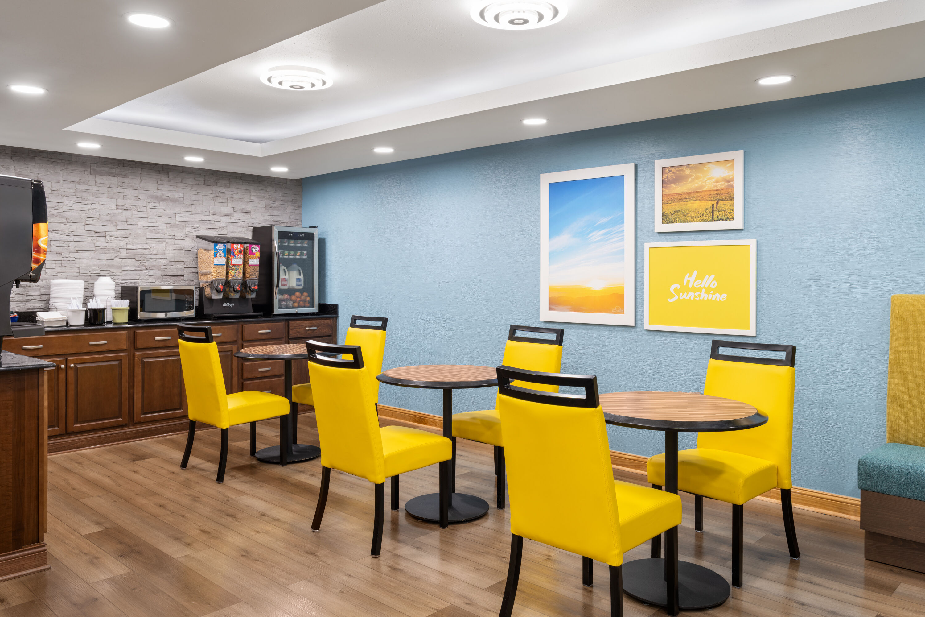 Free breakfast at Days Inn by Wyndham Cloverdale Greencastle in Cloverdale, Indiana