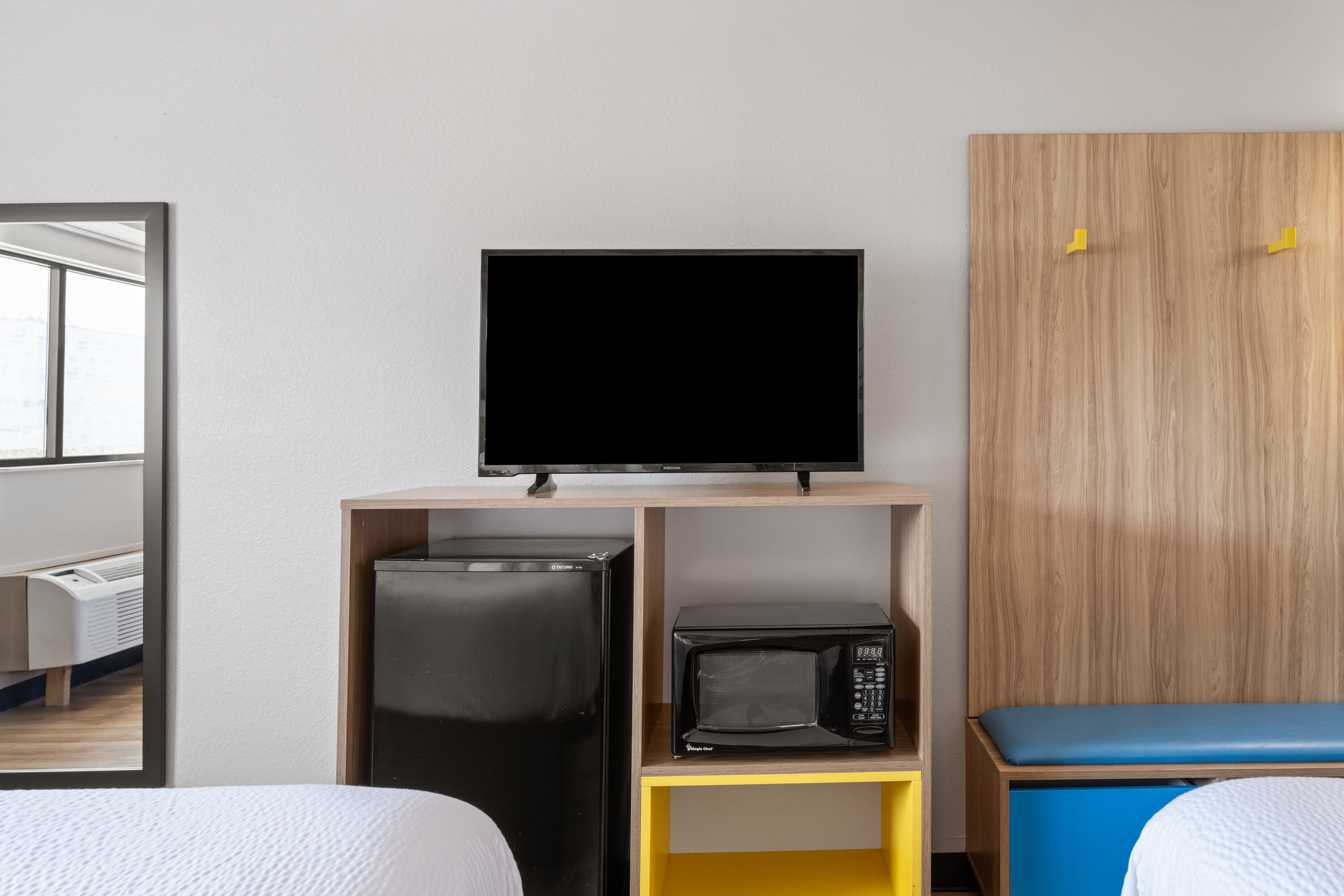 Guest room at the Days Inn by Wyndham Cloverdale Greencastle in Cloverdale, Indiana