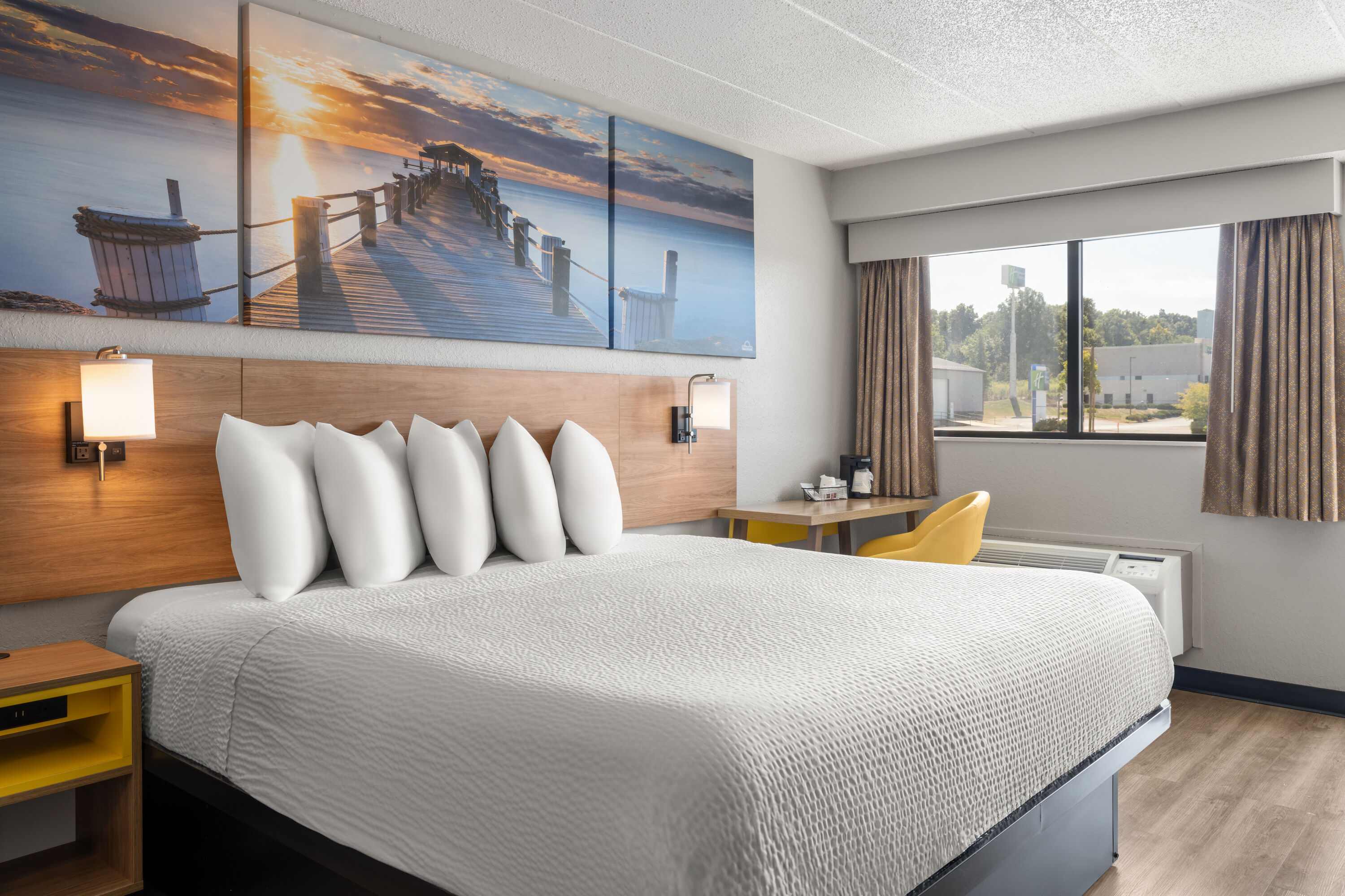 Guest room at the Days Inn by Wyndham Cloverdale Greencastle in Cloverdale, Indiana