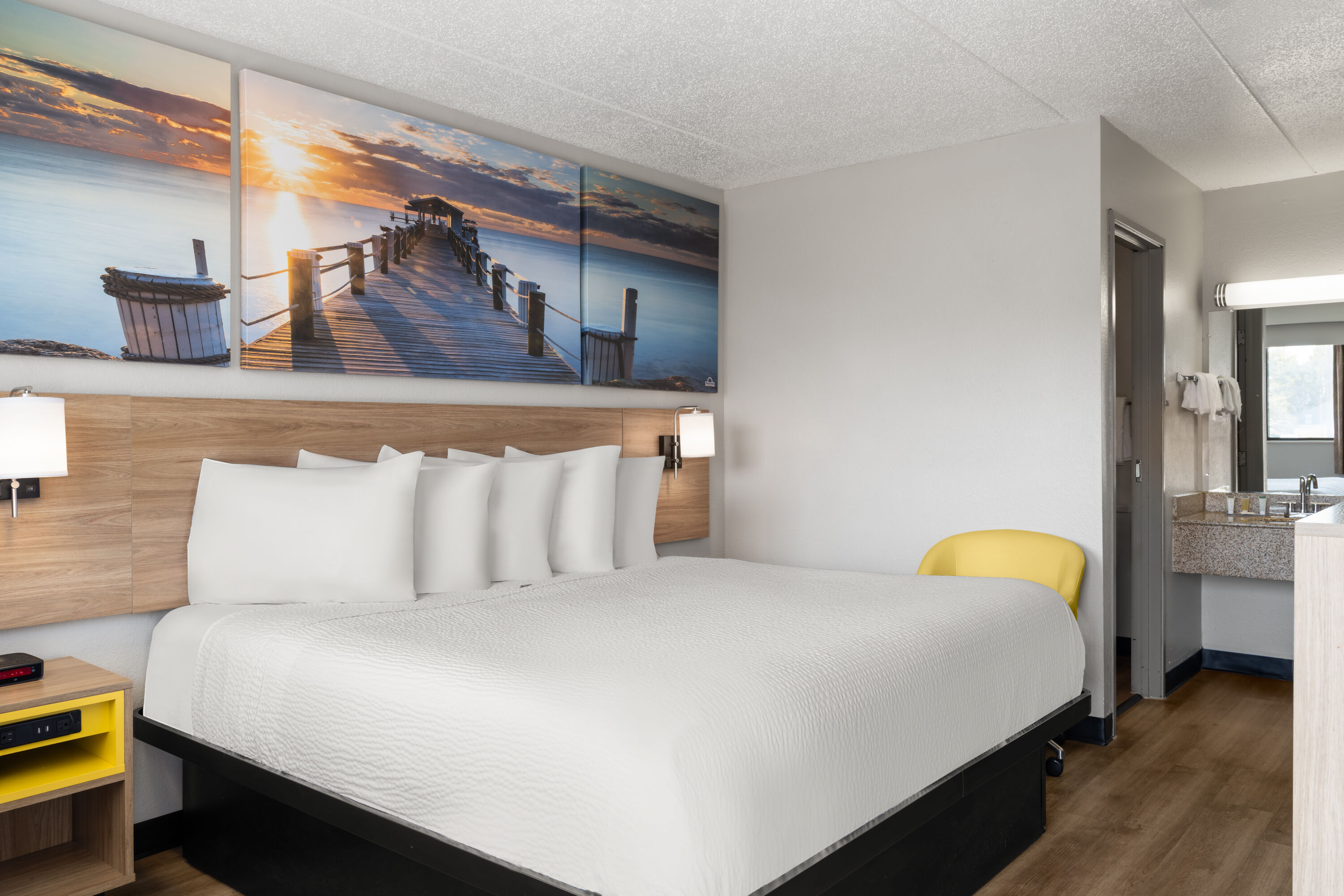 Guest room at the Days Inn by Wyndham Cloverdale Greencastle in Cloverdale, Indiana