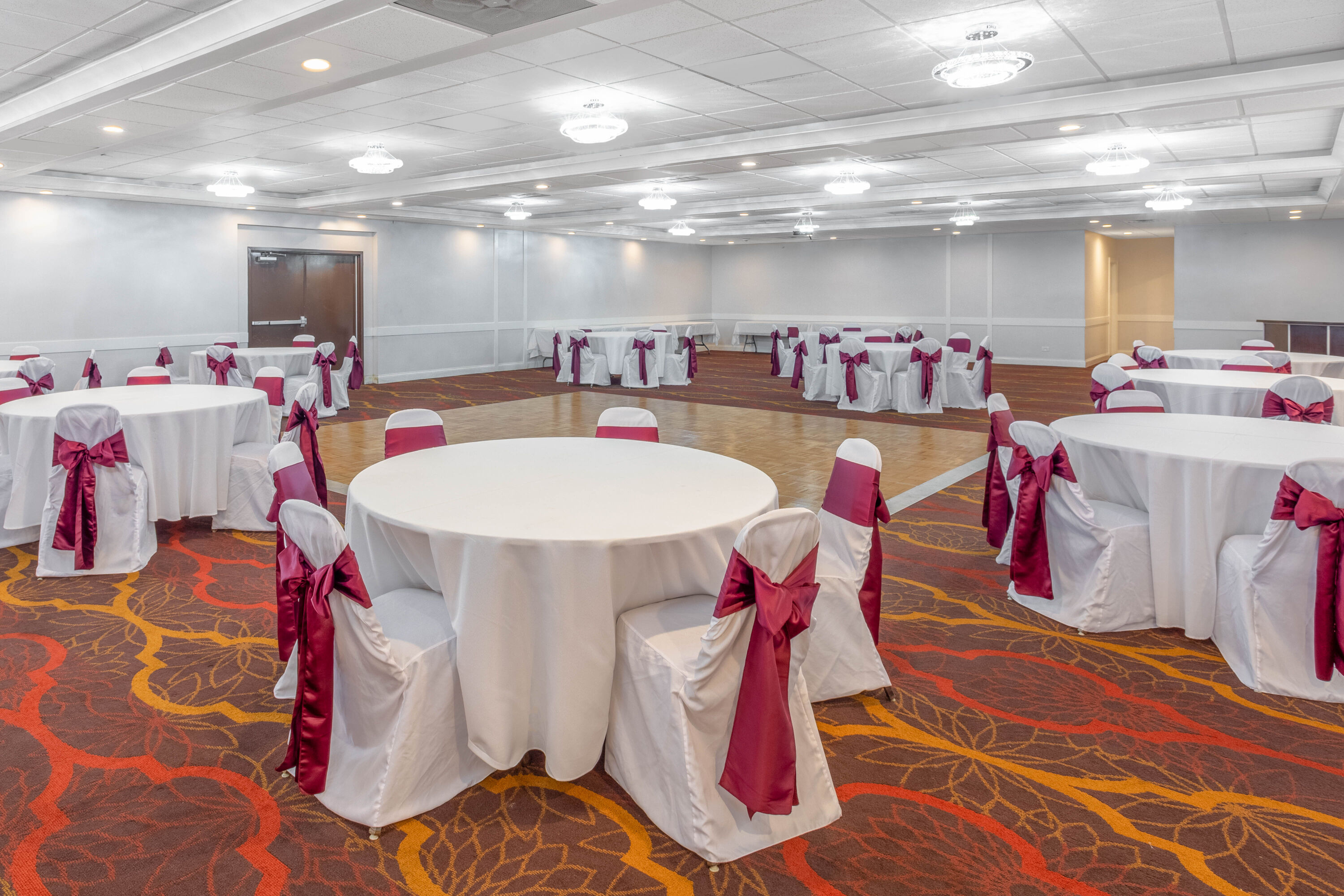 Days inn and suites by wyndham hammond in hammond in hotels