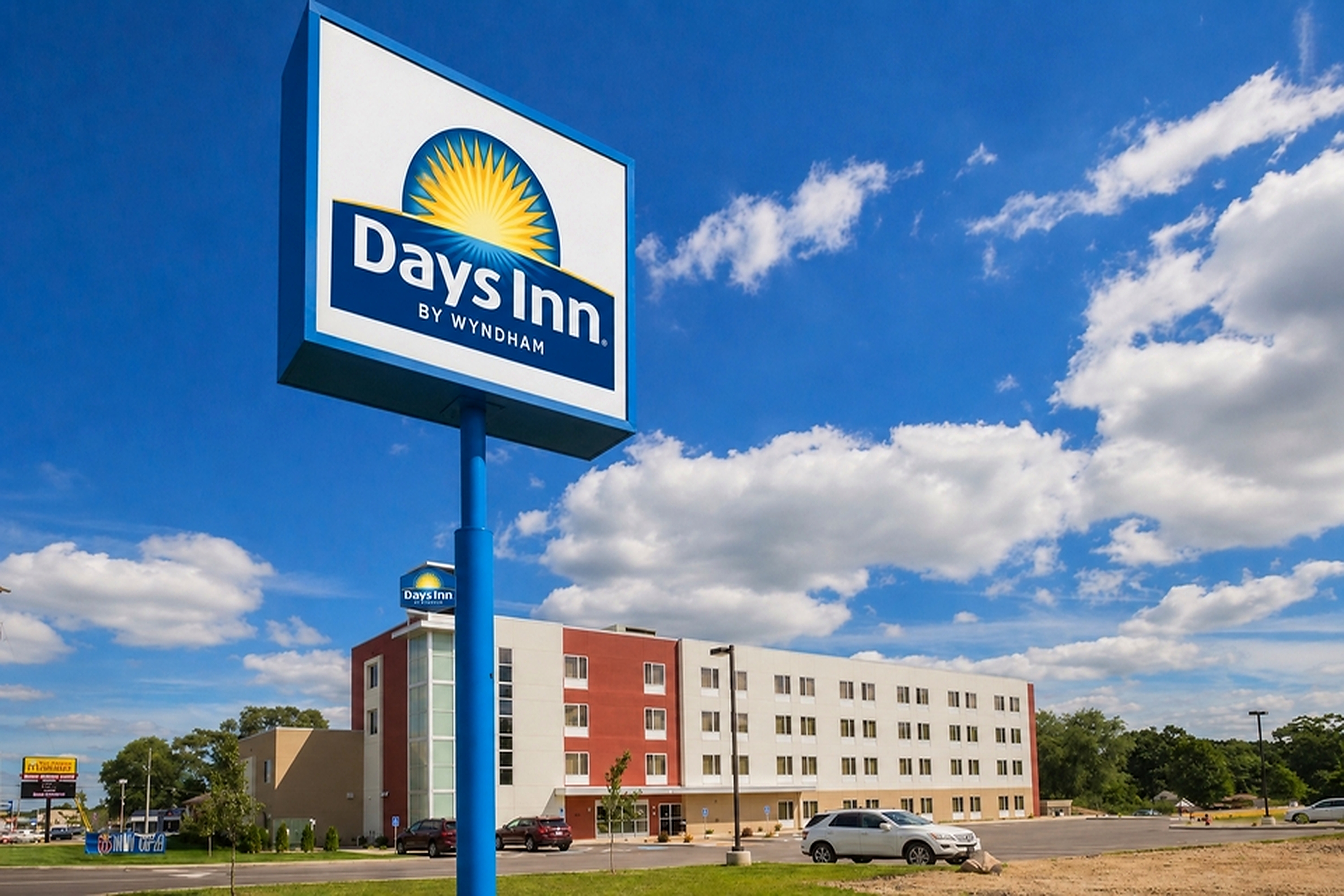 Exterior of Days Inn by Wyndham South Bend/Notre Dame hotel in South Bend, Indiana