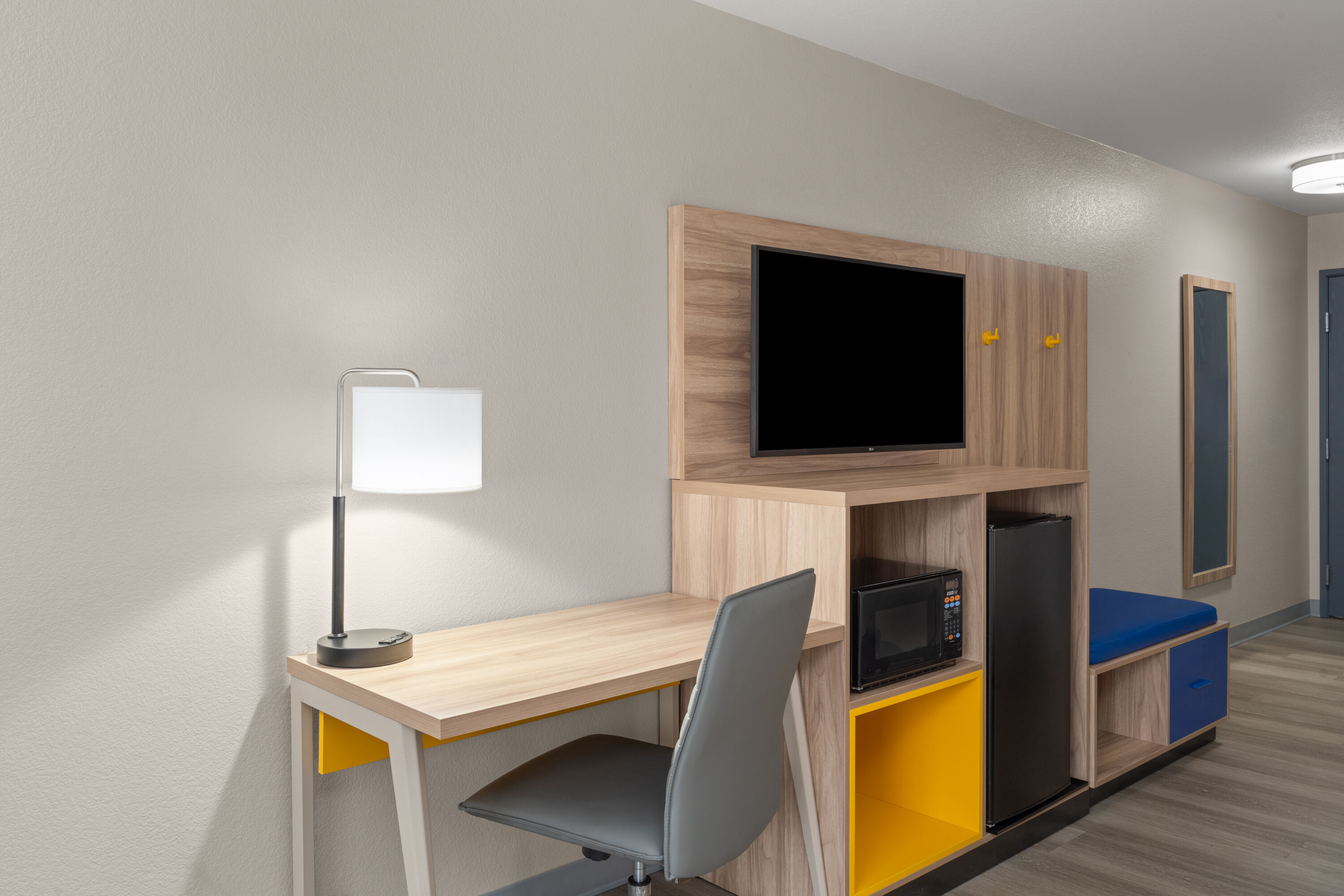 Guest room at the Days Inn by Wyndham Coffeyville in Coffeyville, Kansas