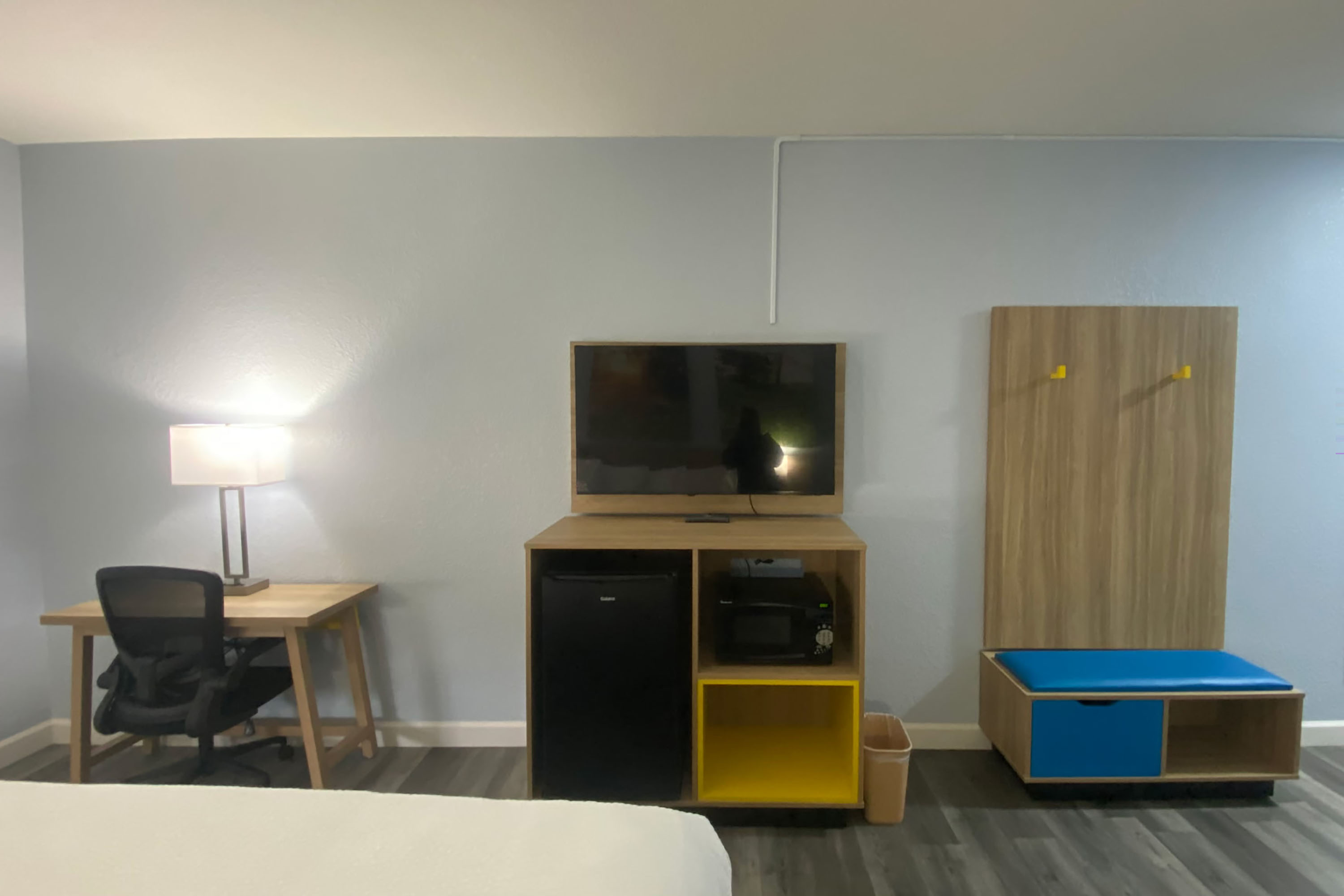 Guest room at the Days Inn by Wyndham Dodge City in Dodge City, Kansas
