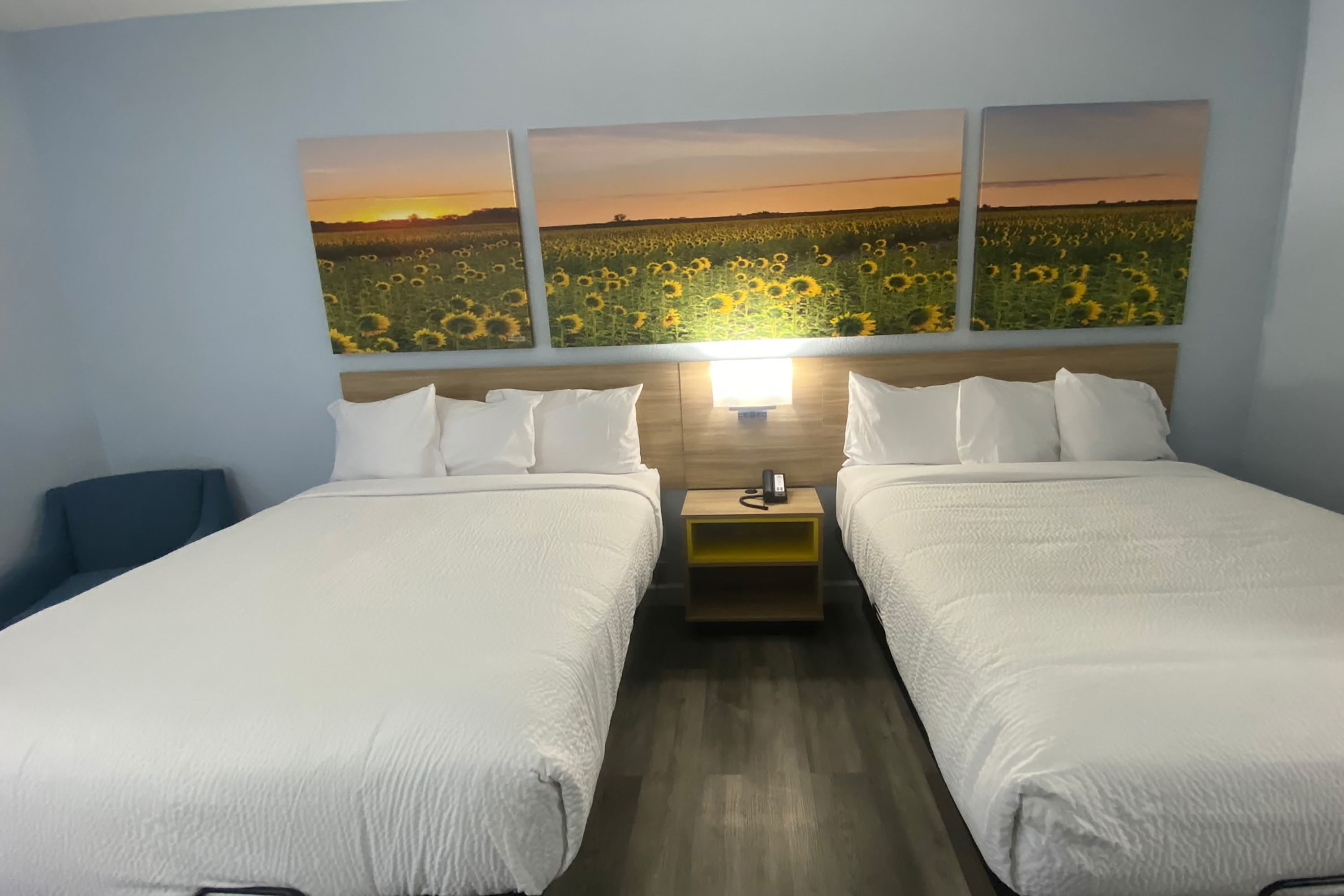 Guest room at the Days Inn by Wyndham Dodge City in Dodge City, Kansas