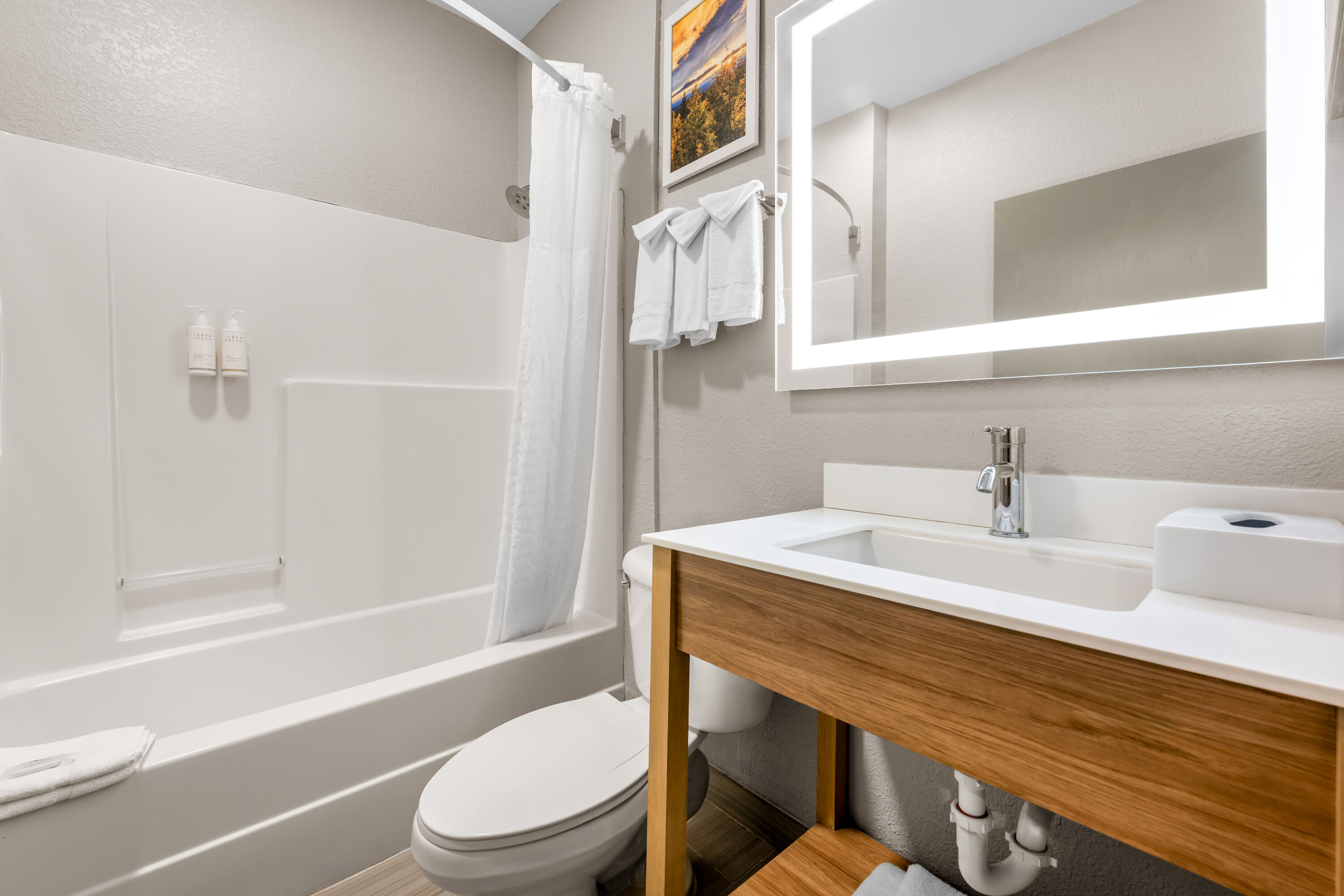 Guest room bath at the Days Inn by Wyndham near Kansas Speedway in Kansas City, Kansas