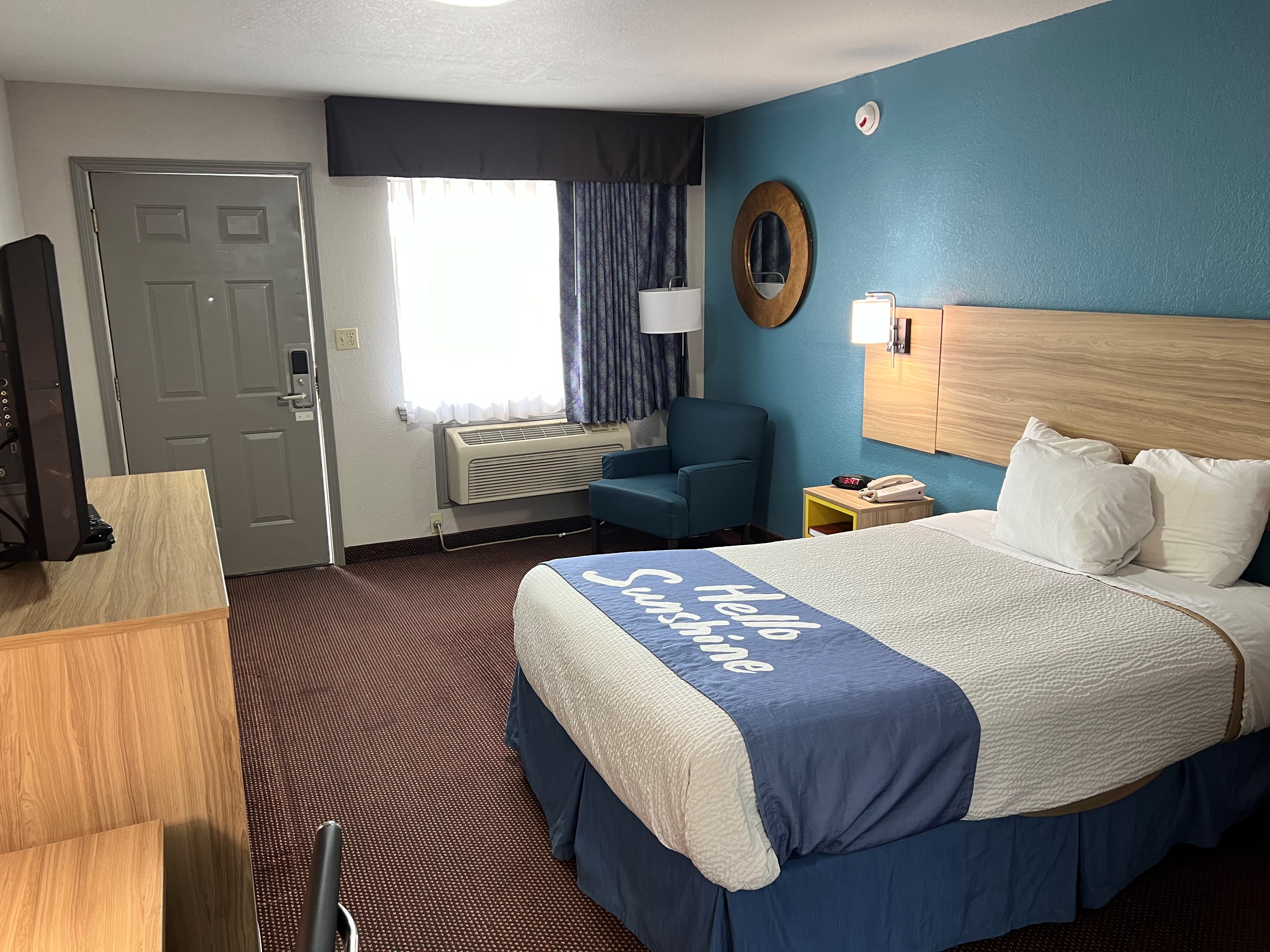 Guest room at the Days Inn by Wyndham Pratt in Pratt, Kansas
