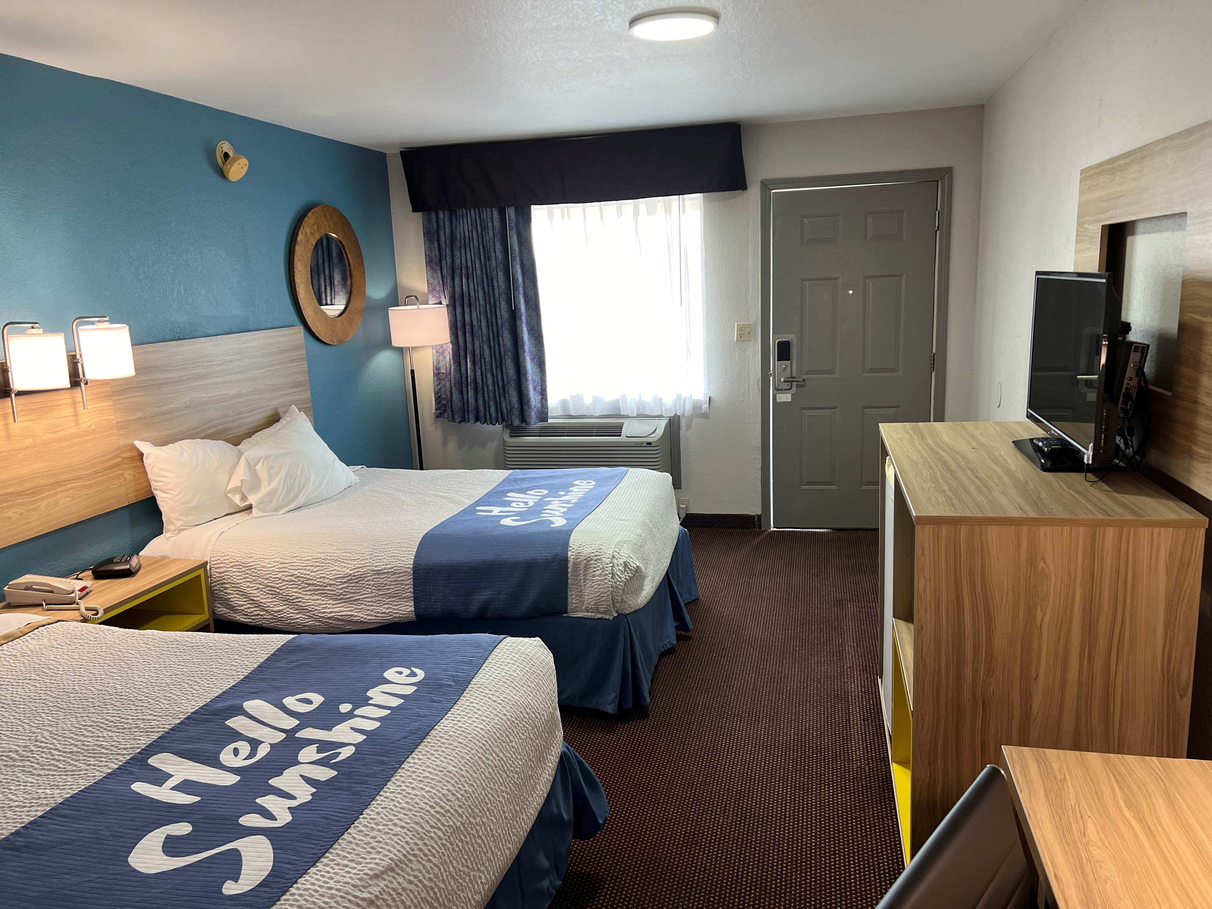 Guest room at the Days Inn by Wyndham Pratt in Pratt, Kansas