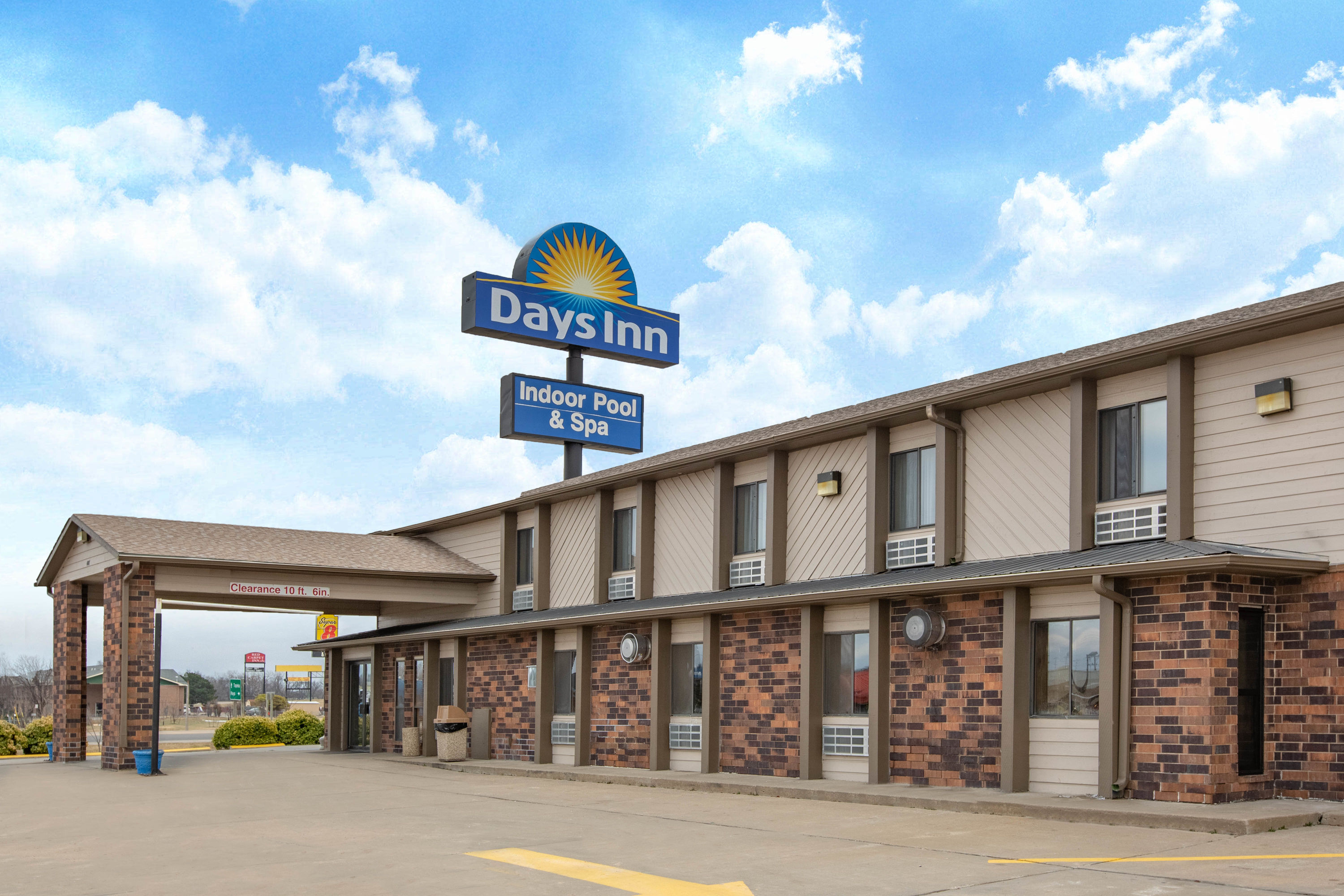 Days Inn By Wyndham Salina I 70 Salina Ks Hotels