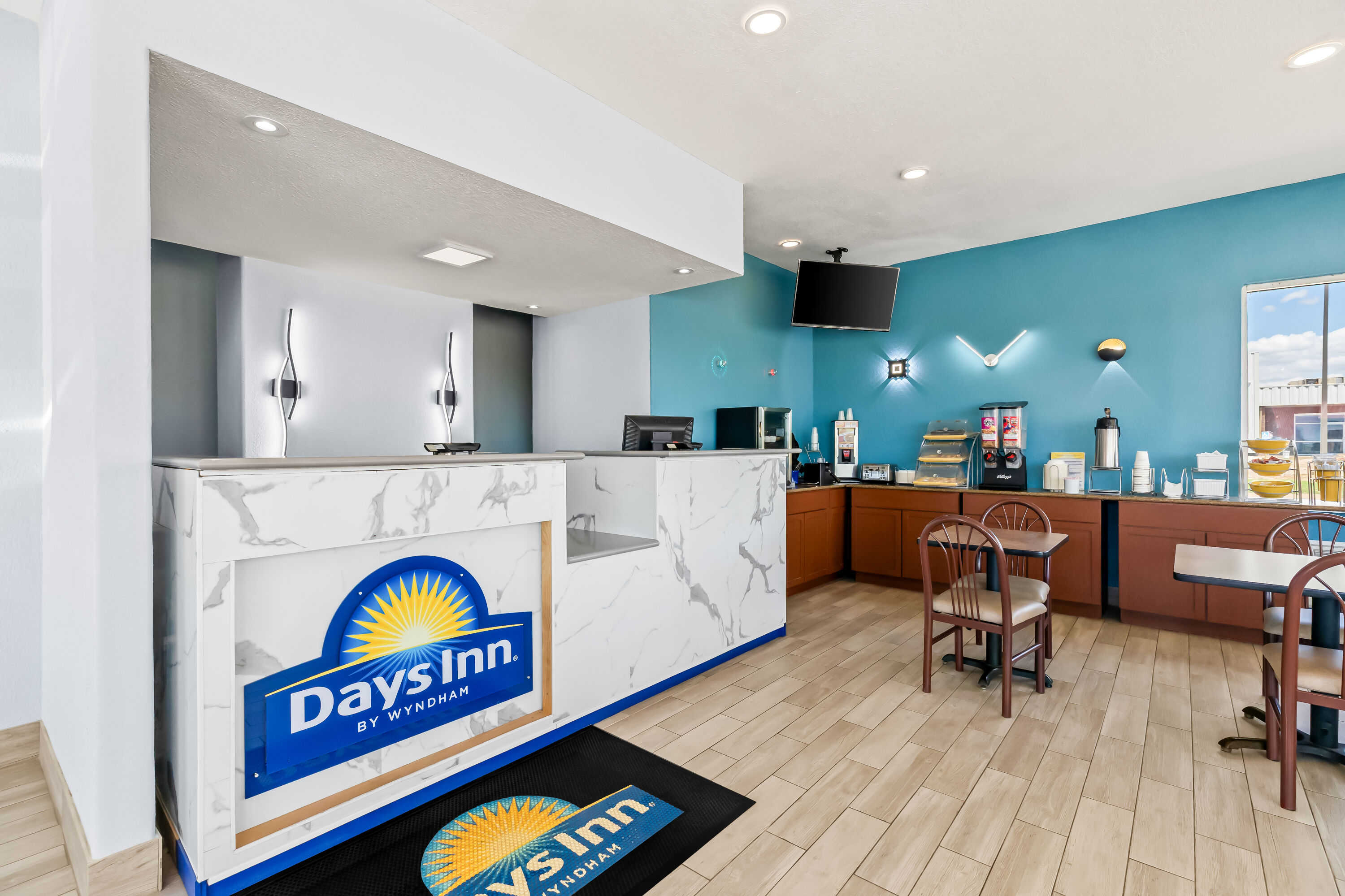 Days Inn by Wyndham Salina South reception in Salina, Kansas
