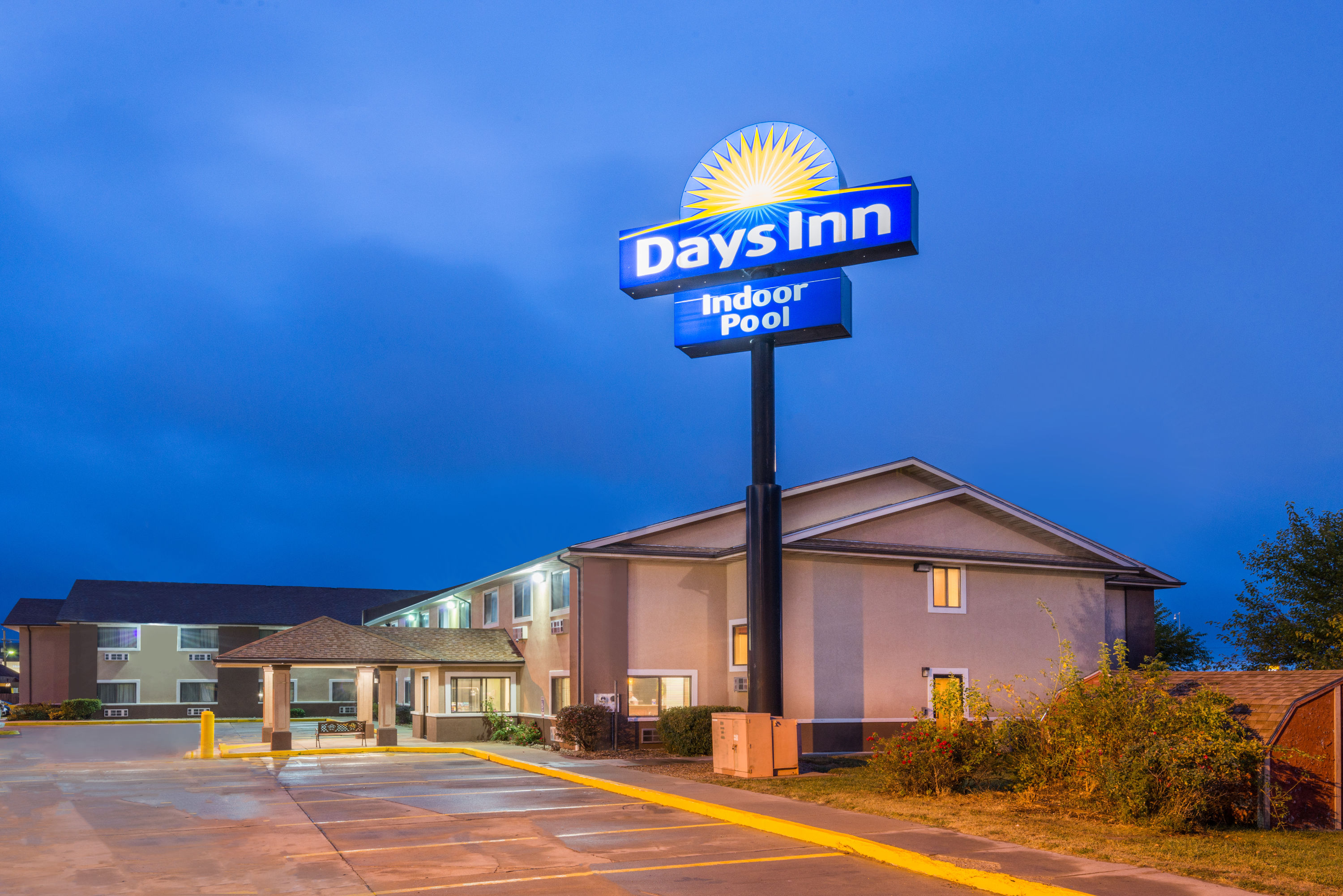 Days Inn by Wyndham Topeka Topeka, KS Hotels